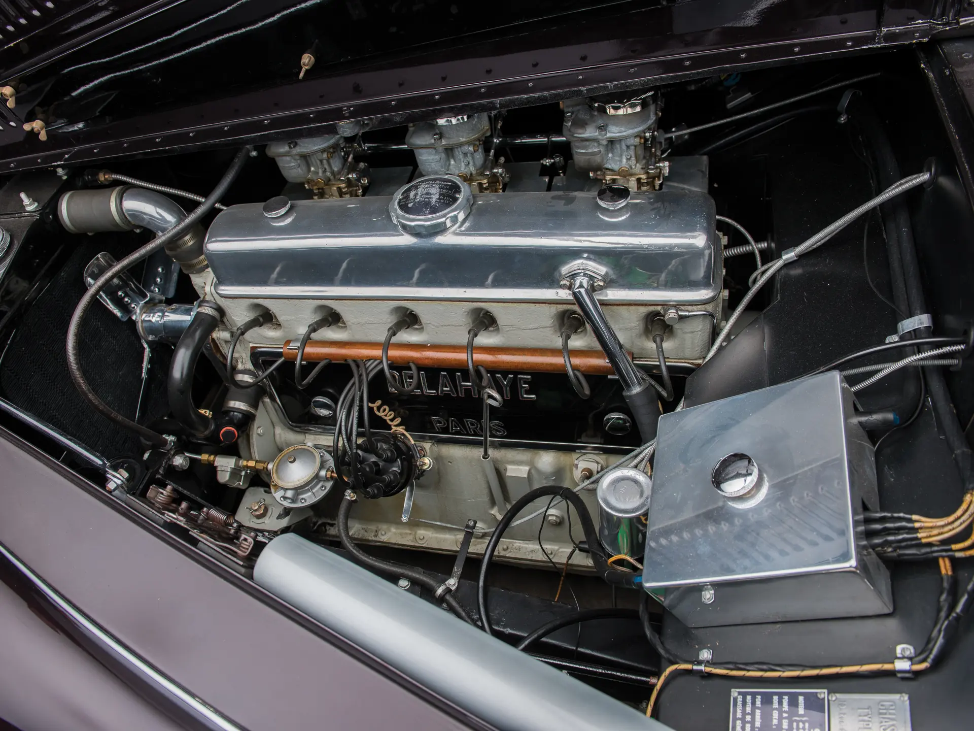 Delahaye 235 Coupé (Saoutchik) - 1952-03