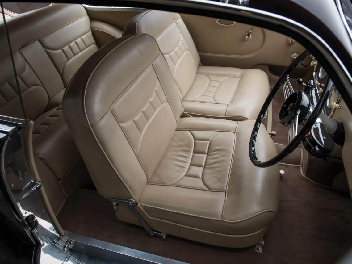 Delahaye 235 Coupé (Saoutchik) - 1952-33
