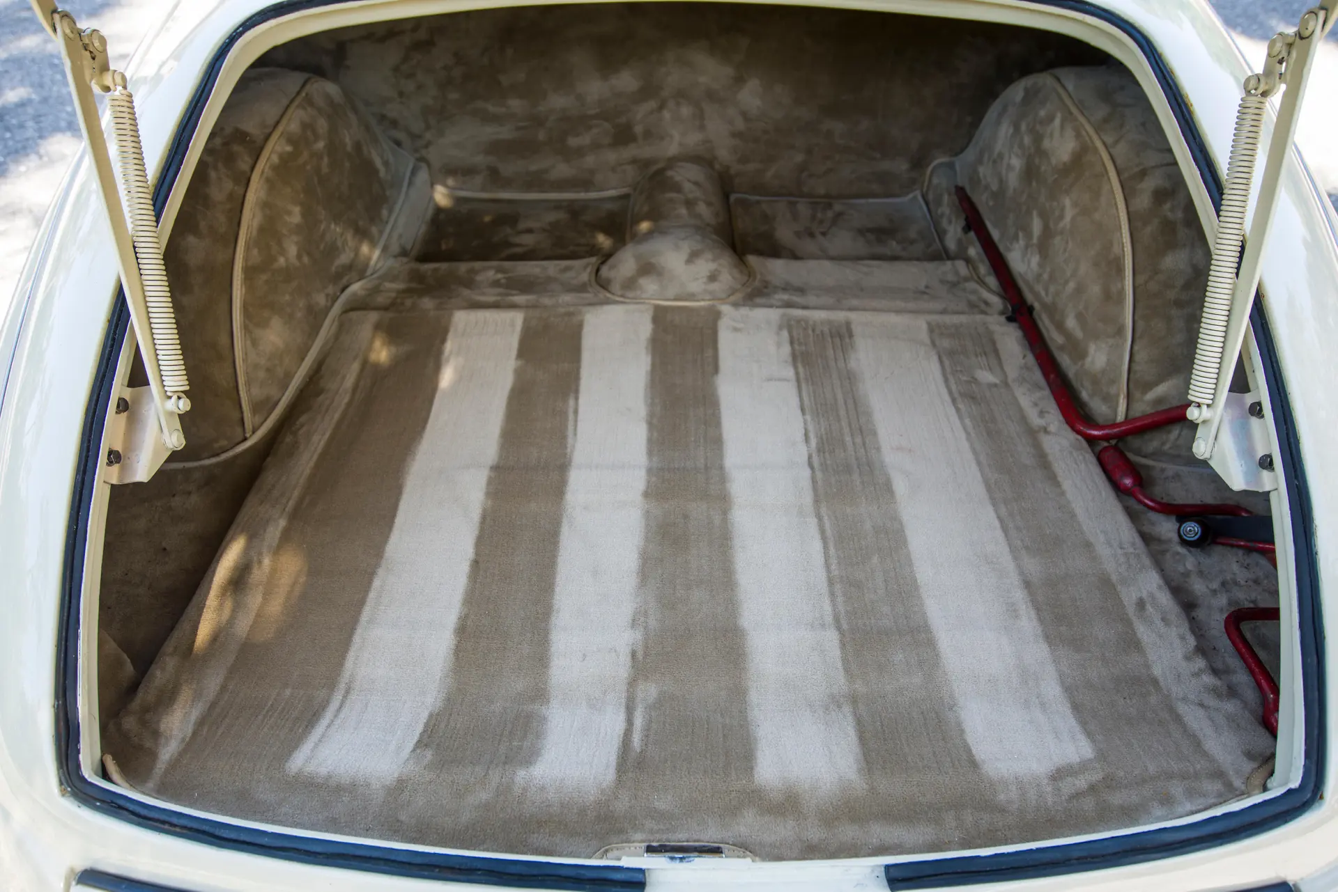 Sunbeam-Talbot Alpine Roadster (Thrupp & Maberly) - 1954 -17