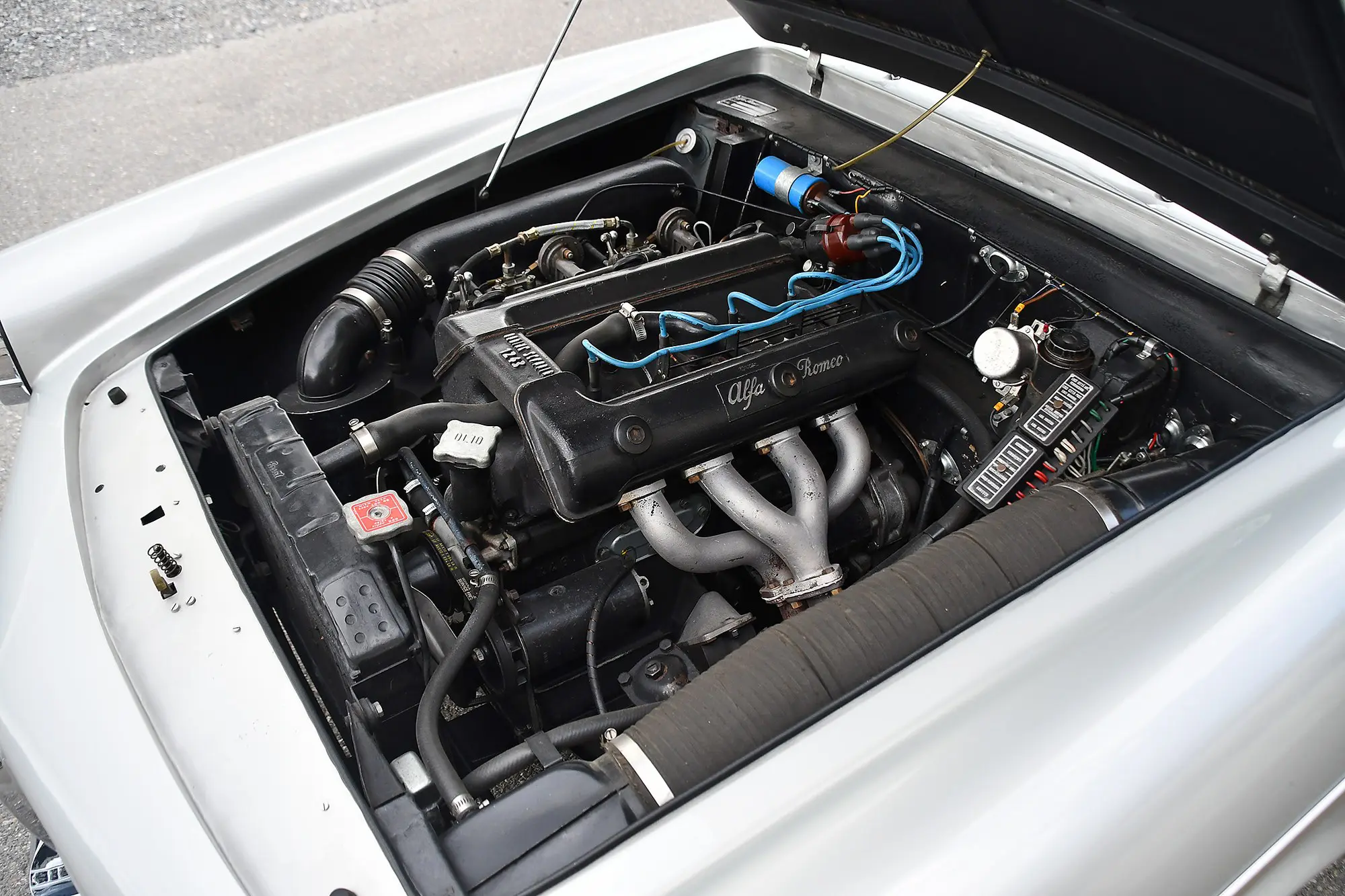 Alfa Romeo 2000 S Coupé (Vignale) - 1959 - 06