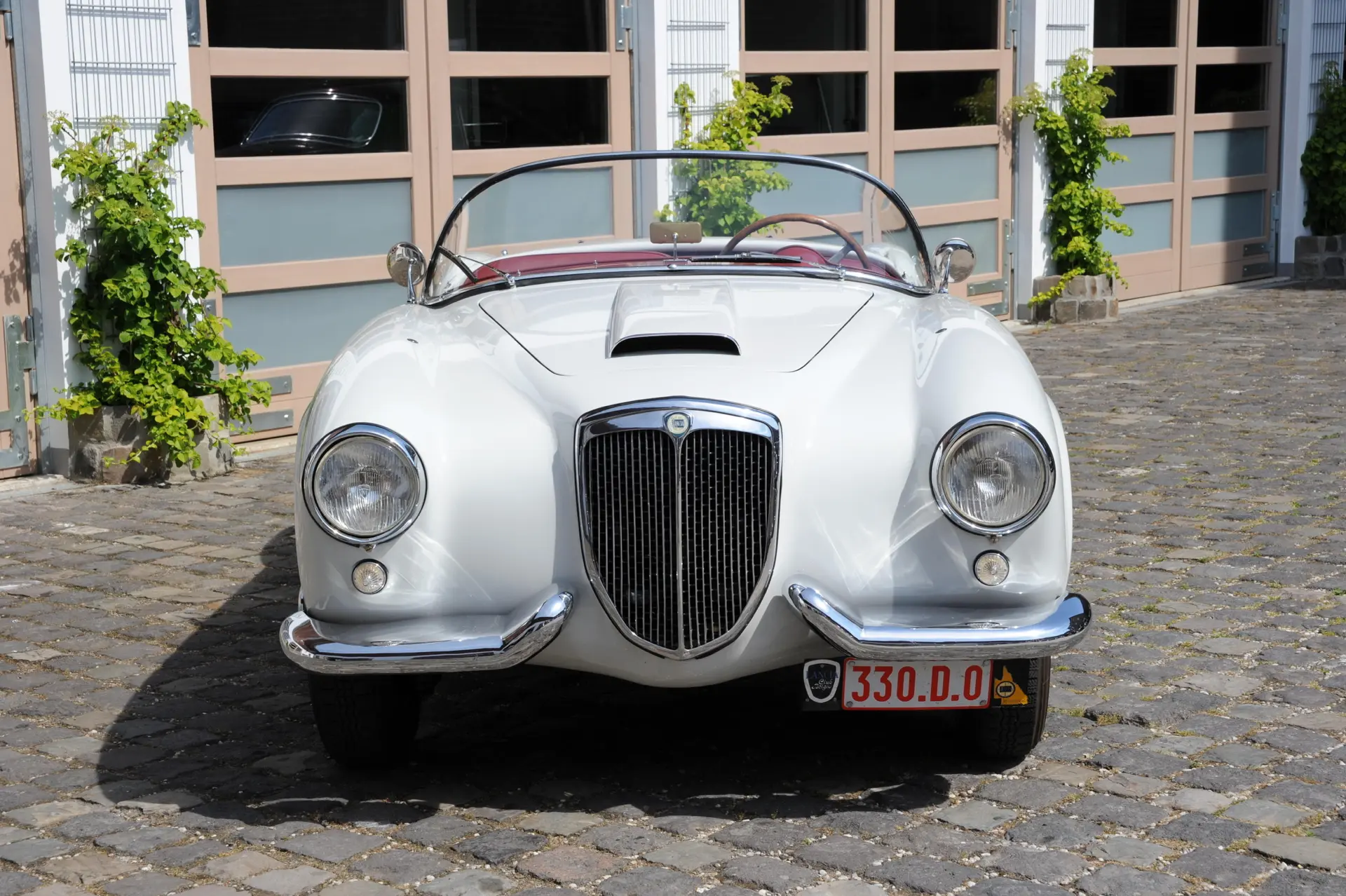 Lancia Aurelia B24S Spider (Pinin Farina) - 1955-04