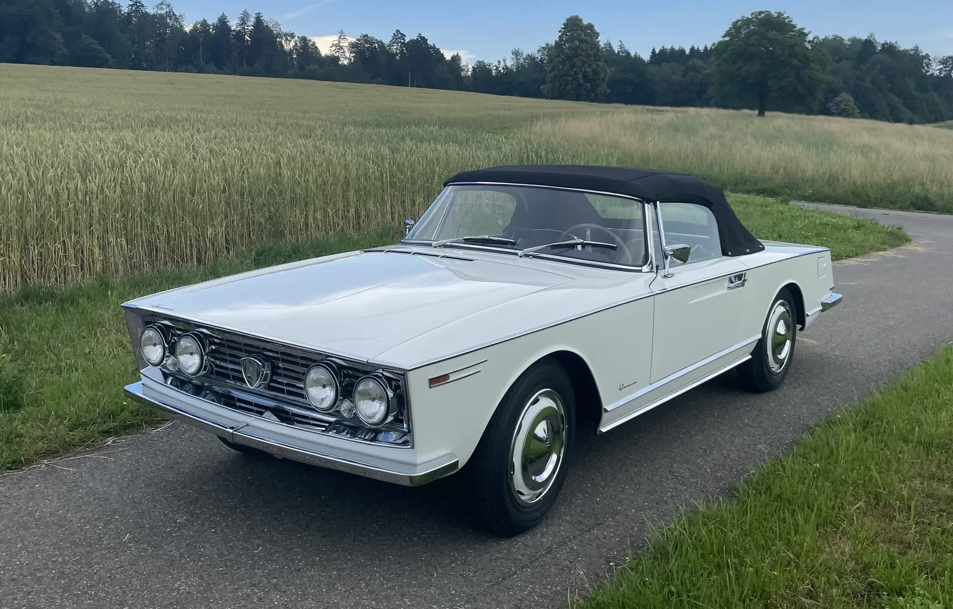 Lancia GT Spider Amalfi (Boneschi) - 1961- 01