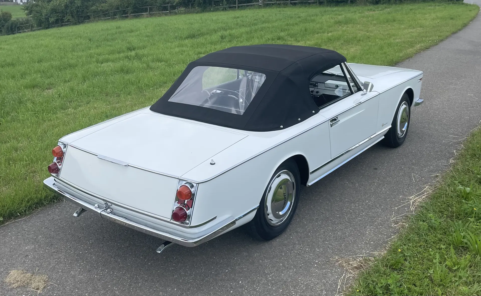 Lancia GT Spider Amalfi (Boneschi) - 1961- 04