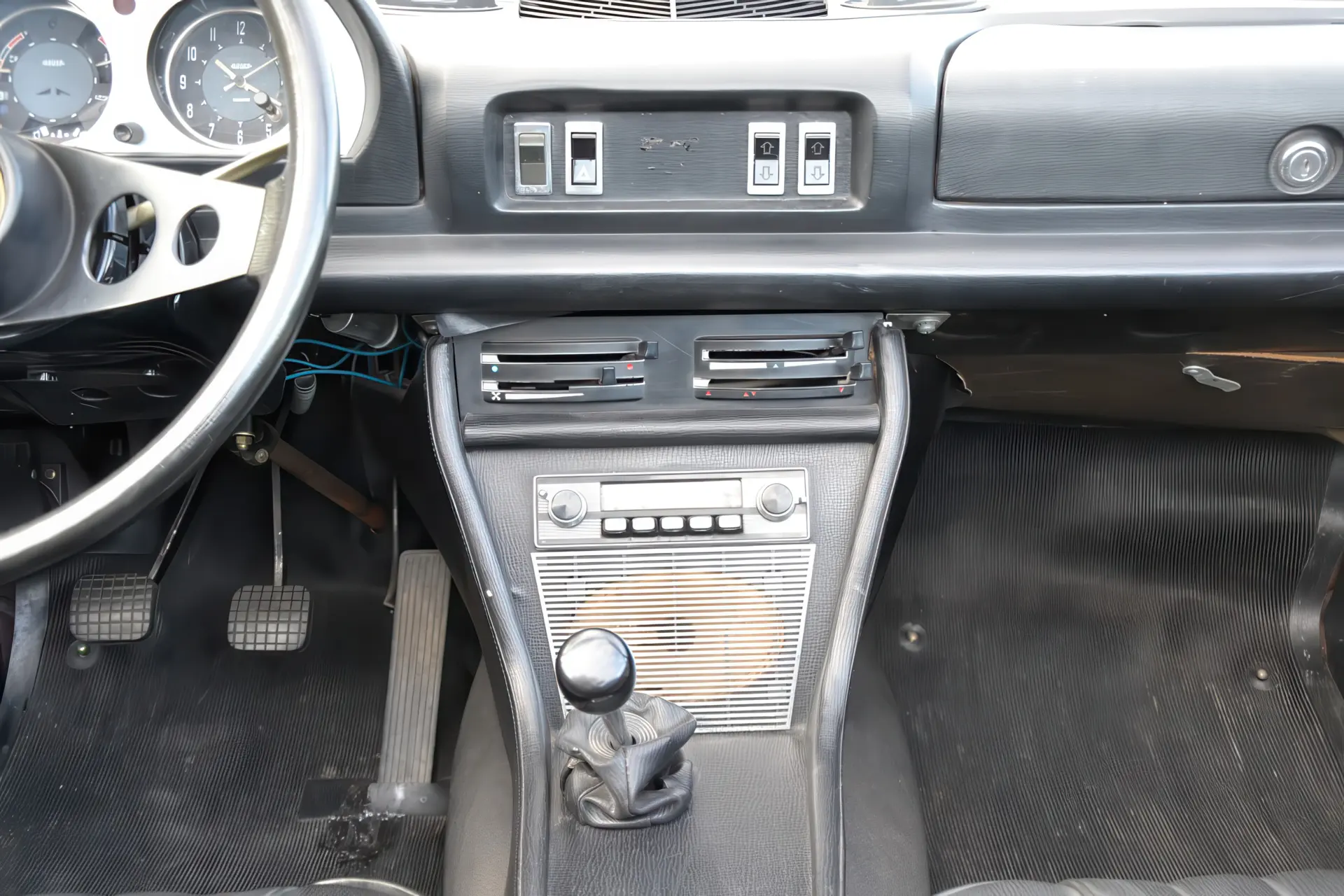 Peugeot 504 Cabriolet (Pininfarina) - 1970- 26