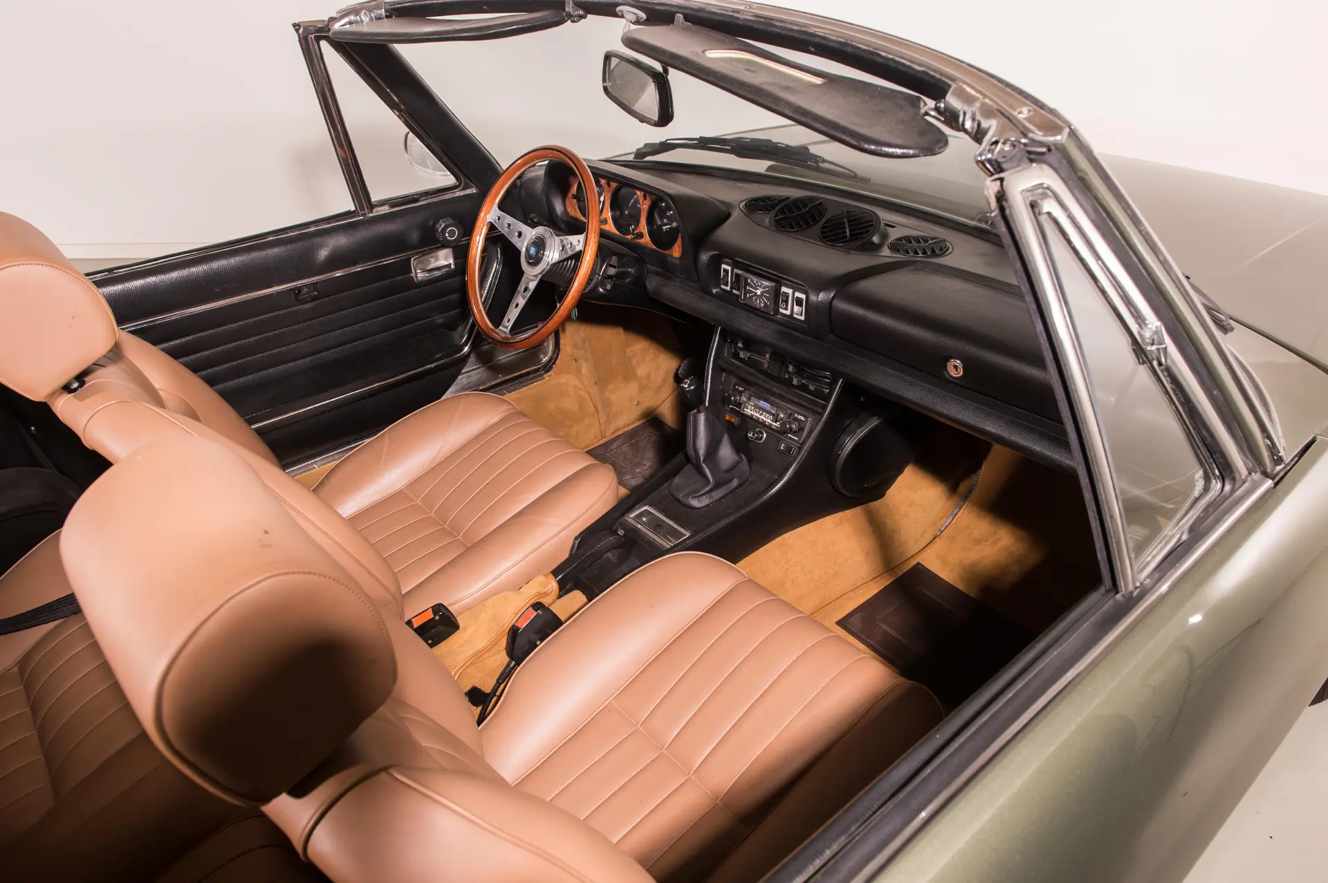 Peugeot 504 V6 cabriolet - Pininfarina - 1975-06