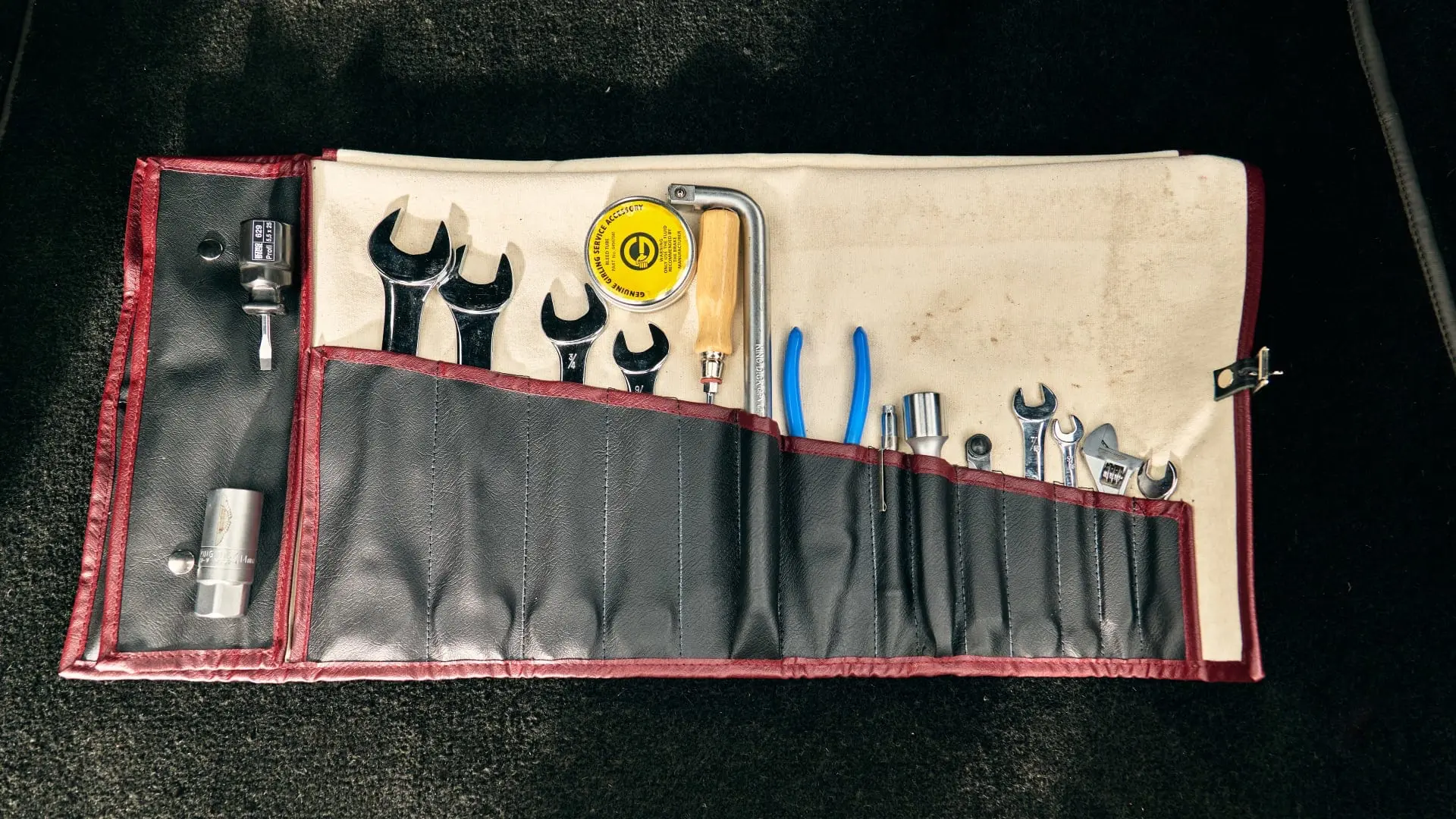 Aston Martin DB5 Shooting Brake - 1965-12