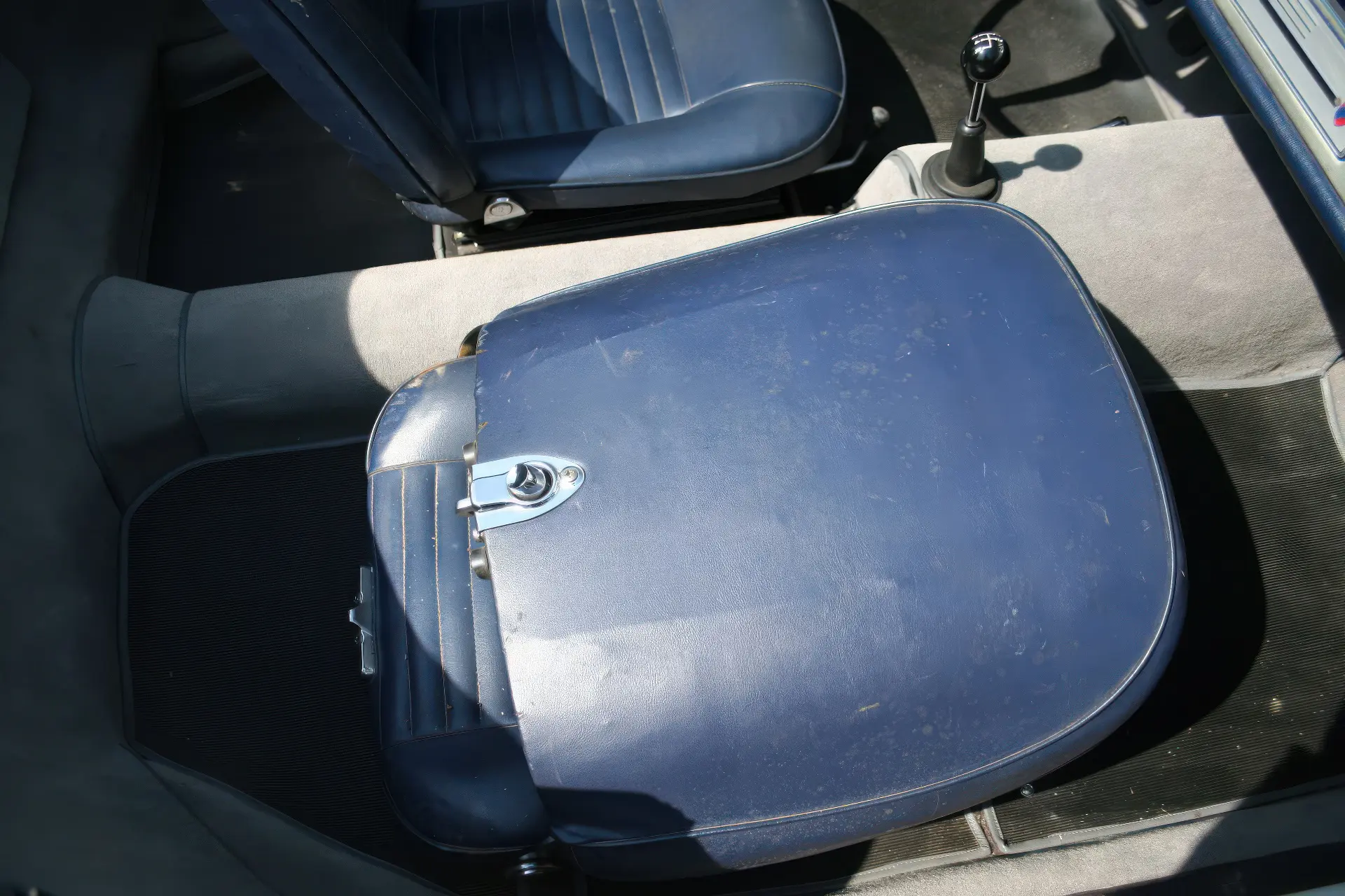 Fiat 1500 GT Barchetta Avenger (Ghia) - 1966-15