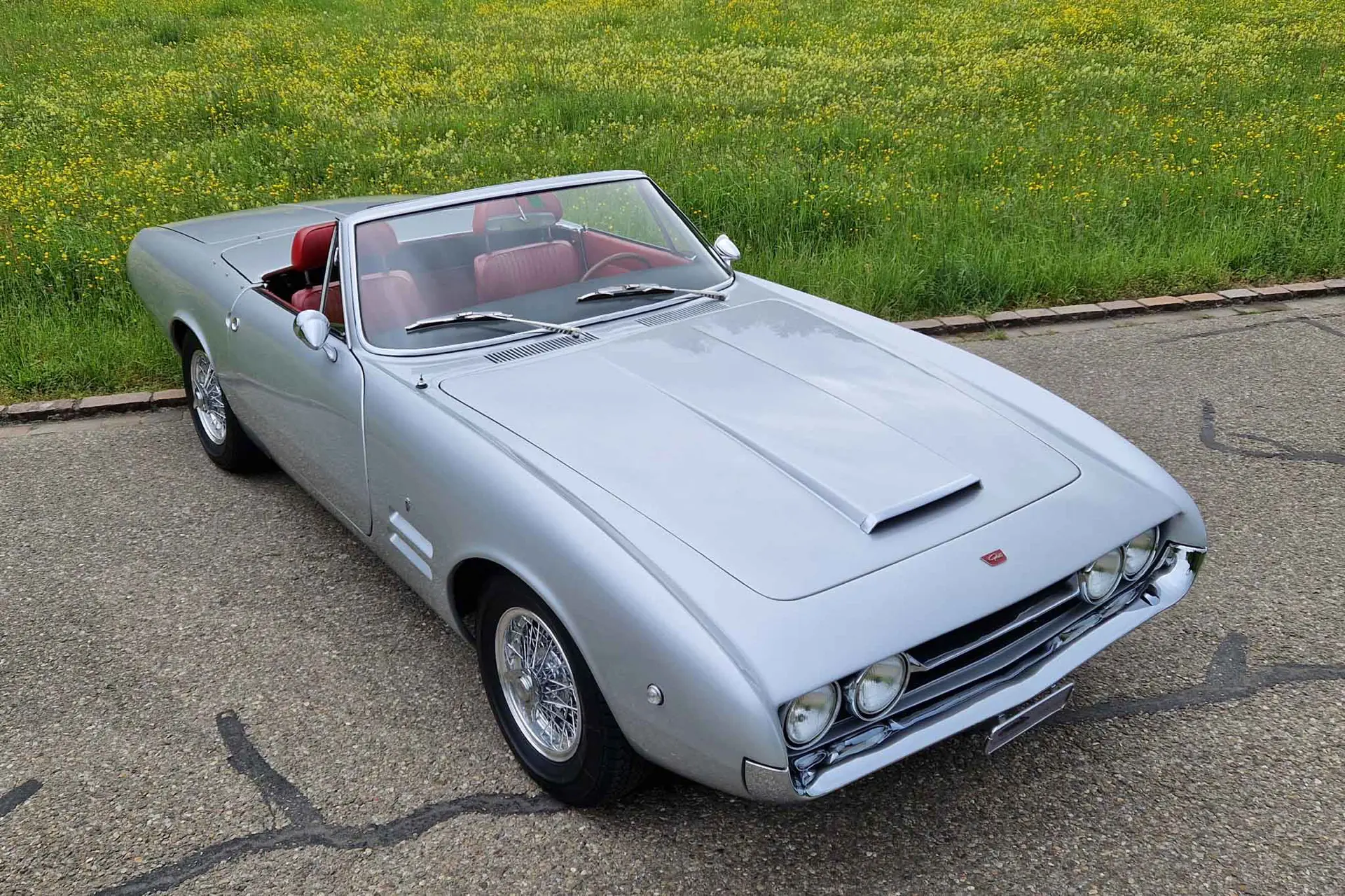 Ghia 450 SS - 1967-09