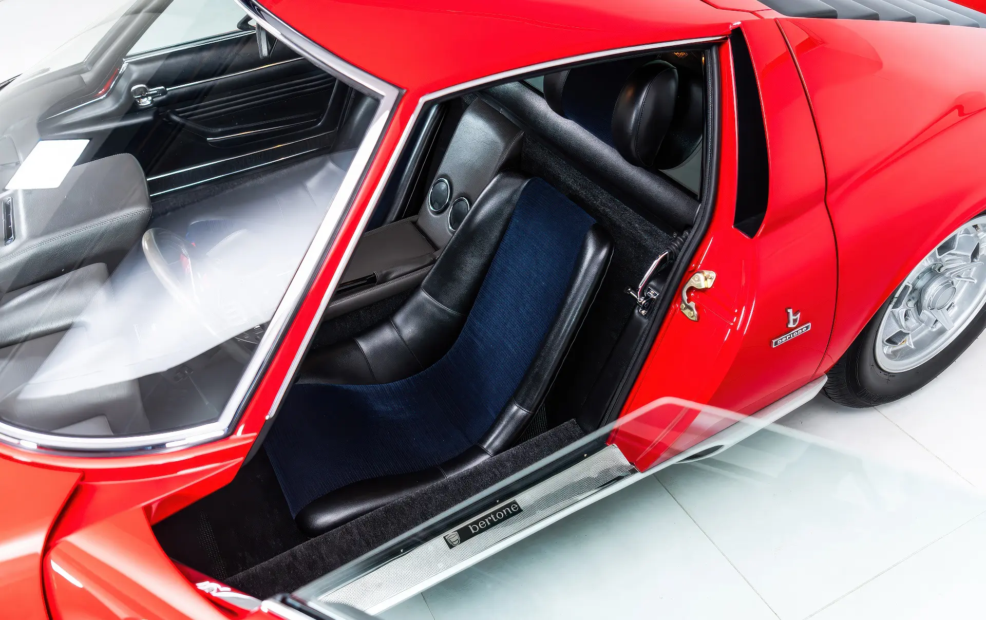 Lamborghini Miura P400 S (Bertone) - 1968-39