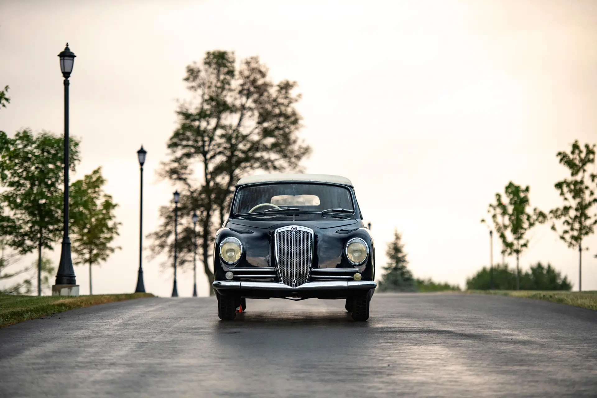 Lancia Aurelia B50 Cabriolet (Pinin Farina) - 1950-02