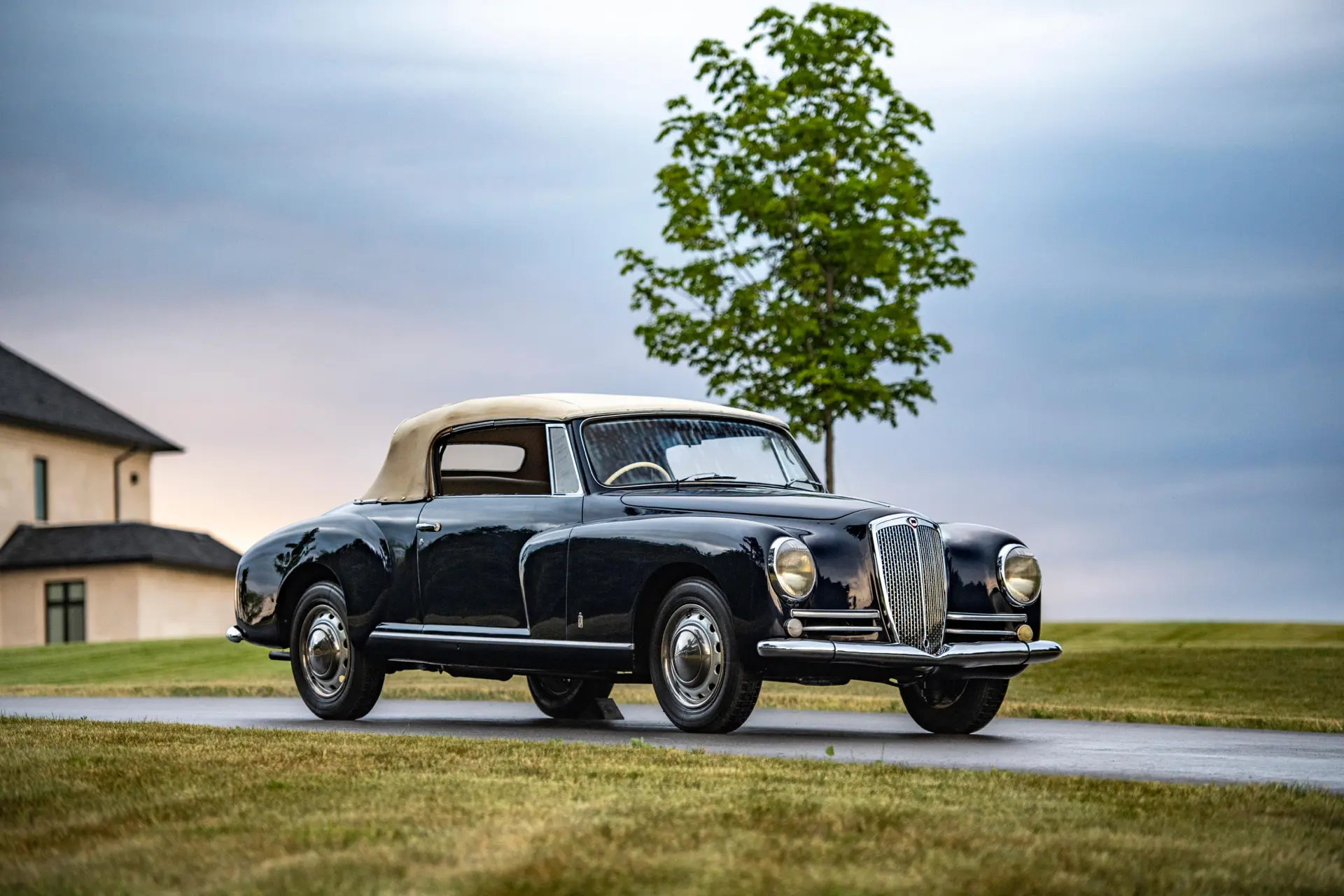 Lancia Aurelia B50 Cabriolet (Pinin Farina) - 1950-12