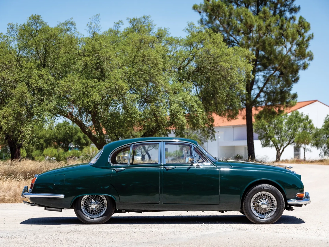 Jaguar S-Type 3.8-Litre Saloon - 1965-05