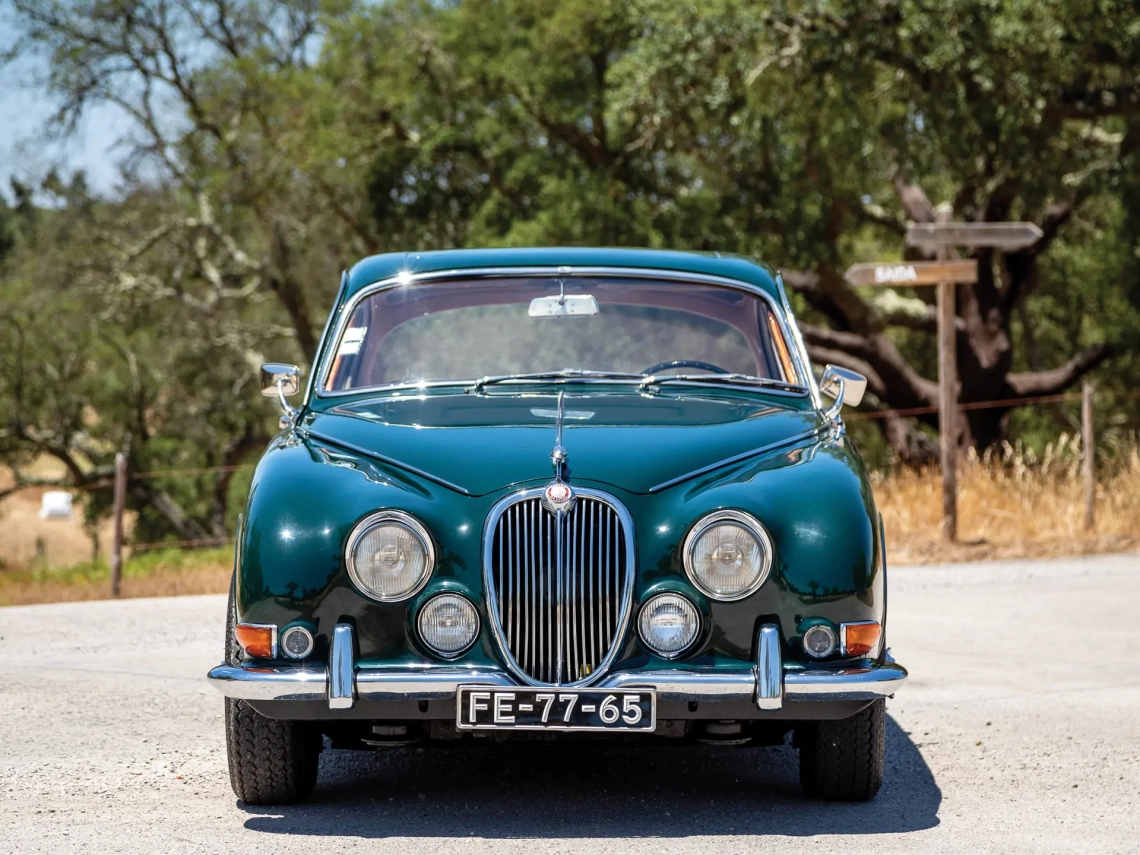 Jaguar S-Type 3.8-Litre Saloon - 1965-07