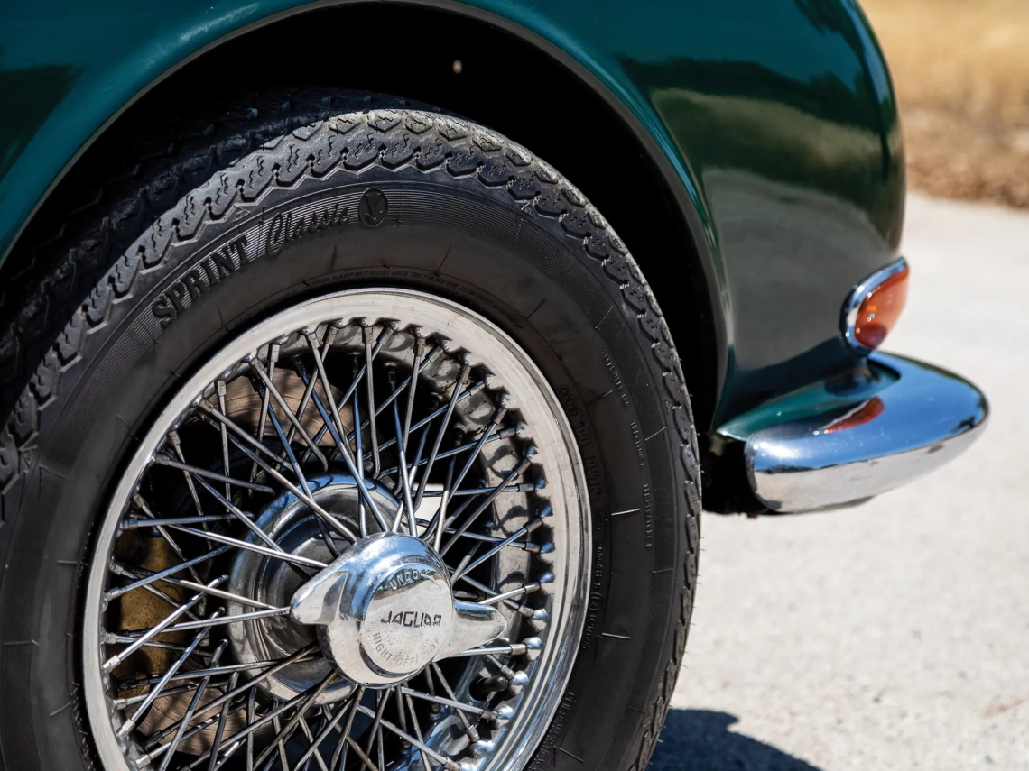 Jaguar S-Type 3.8-Litre Saloon - 1965-18