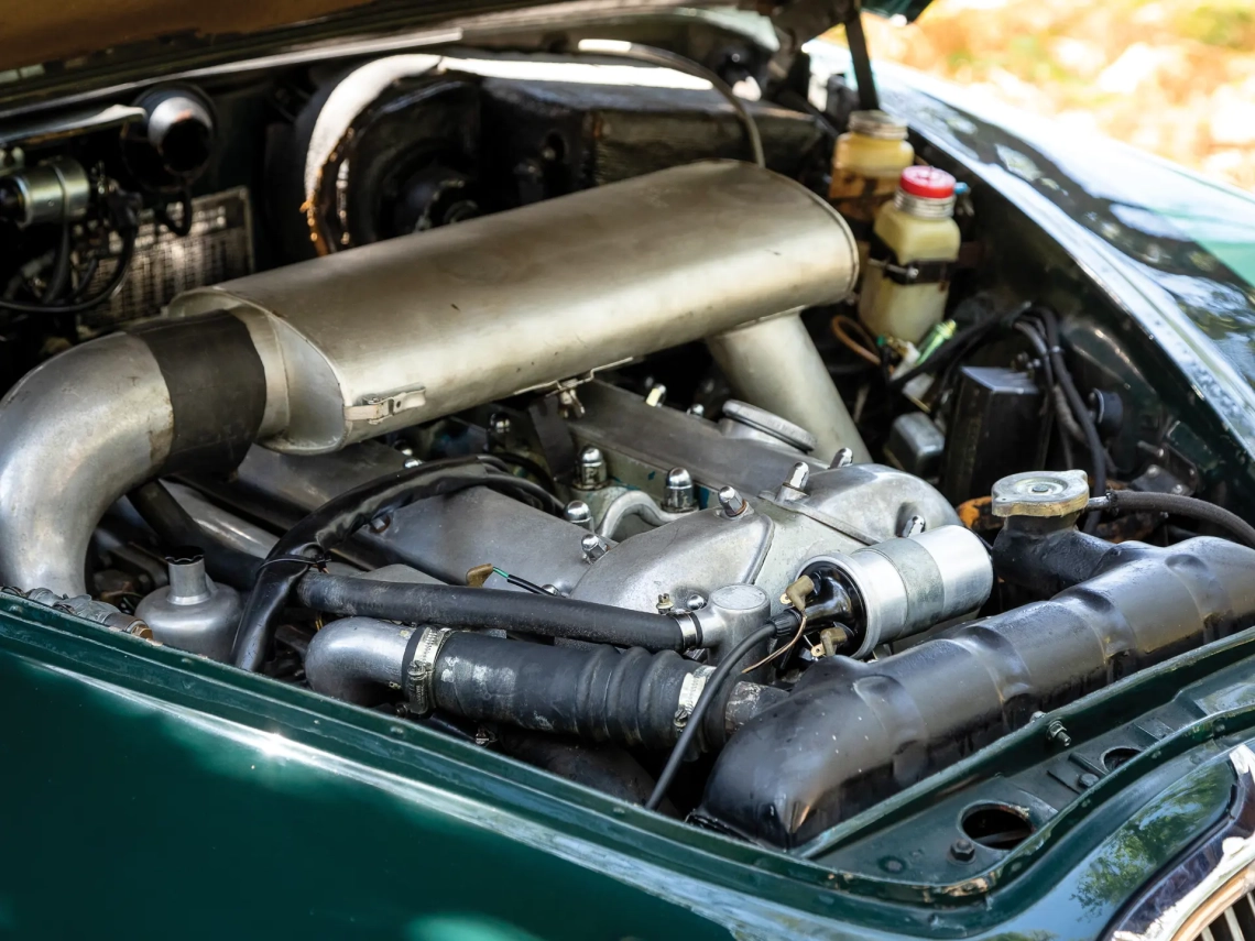 Jaguar S-Type 3.8-Litre Saloon - 1965-22
