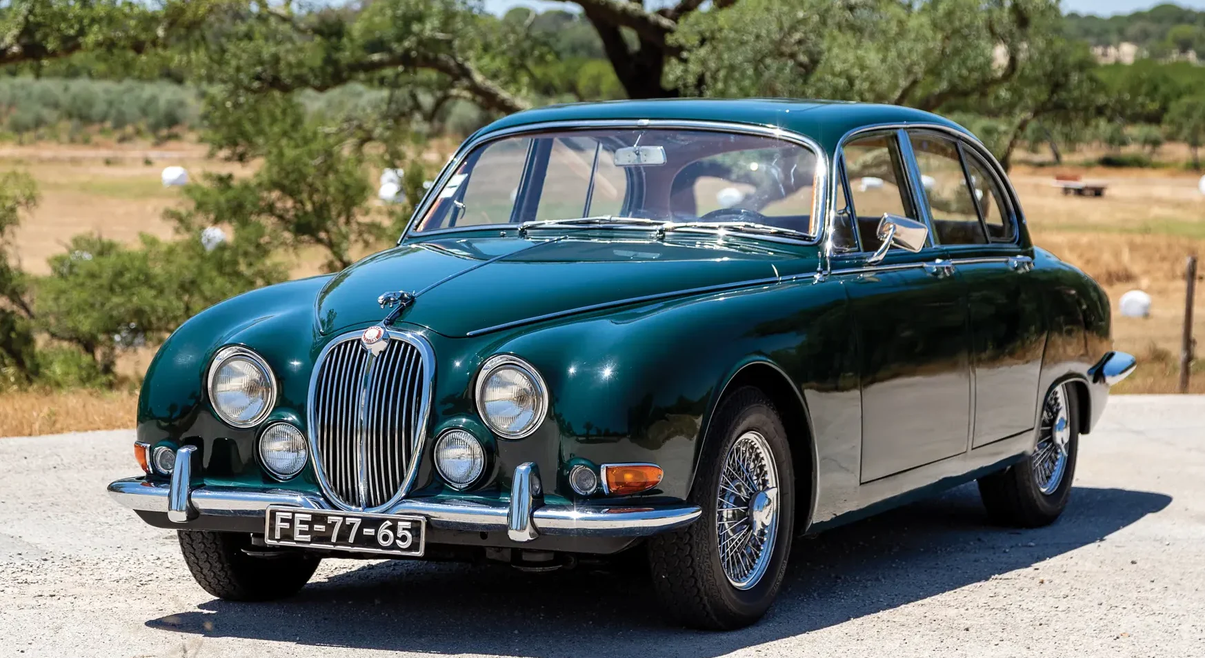 Jaguar S-Type 3.8-Litre Saloon - 1965-banner