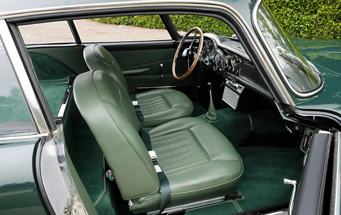 Aston Martin DB4 GT 0154L- 1961-25