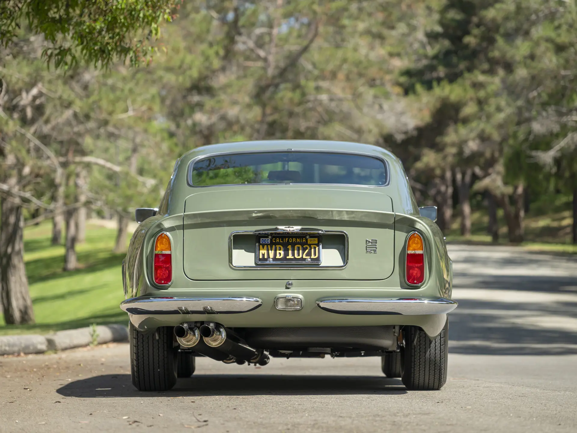 Aston Martin DB6 Mk 2 Vantage - 1970-08