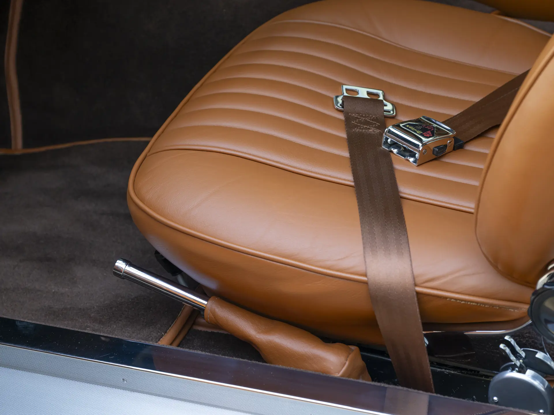 Aston Martin DB6 Mk 2 Vantage - 1970-26