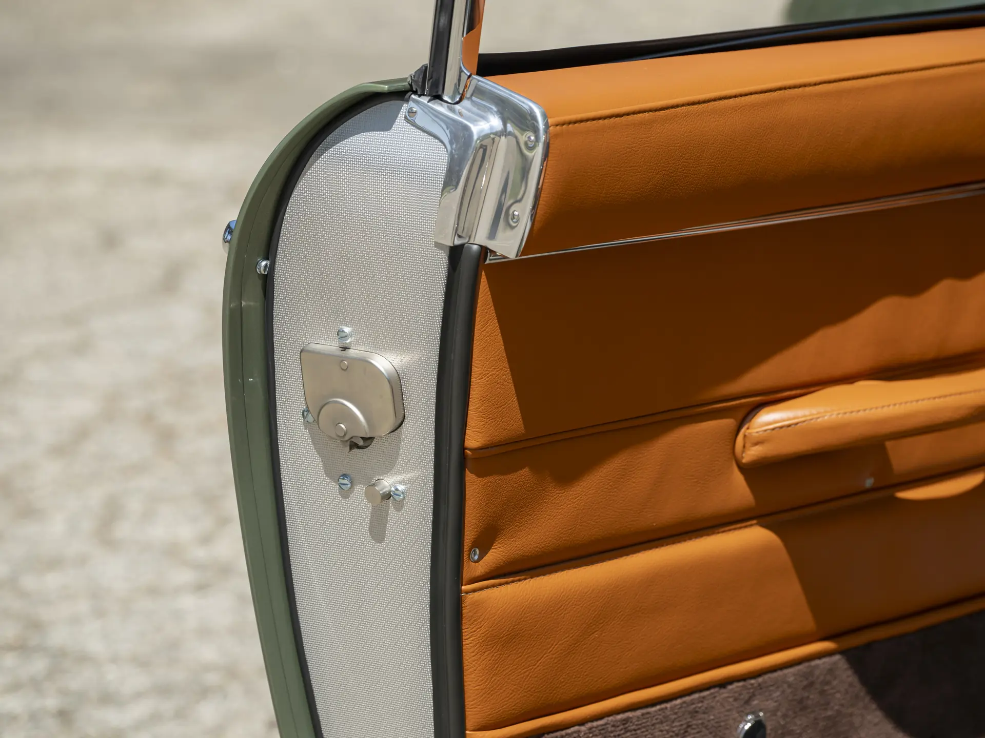 Aston Martin DB6 Mk 2 Vantage - 1970-32