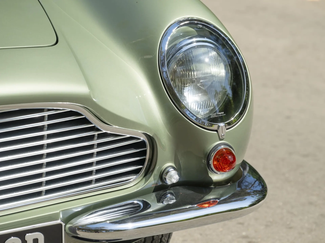 Aston Martin DB6 Mk 2 Vantage - 1970-41