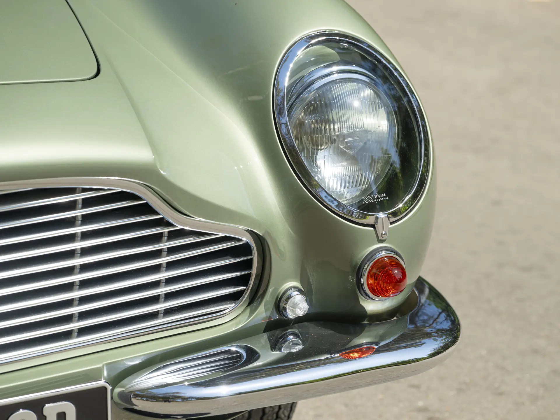 Aston Martin DB6 Mk 2 Vantage - 1970-41