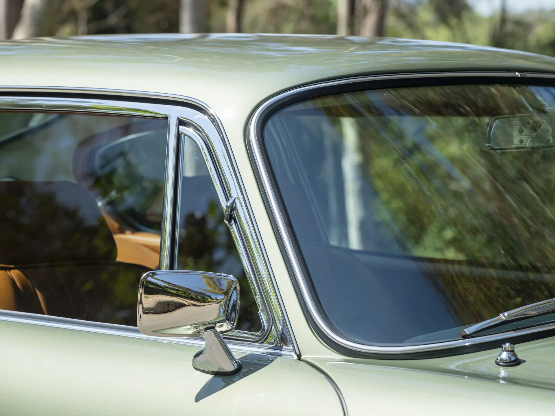 Aston Martin DB6 Mk 2 Vantage - 1970-45