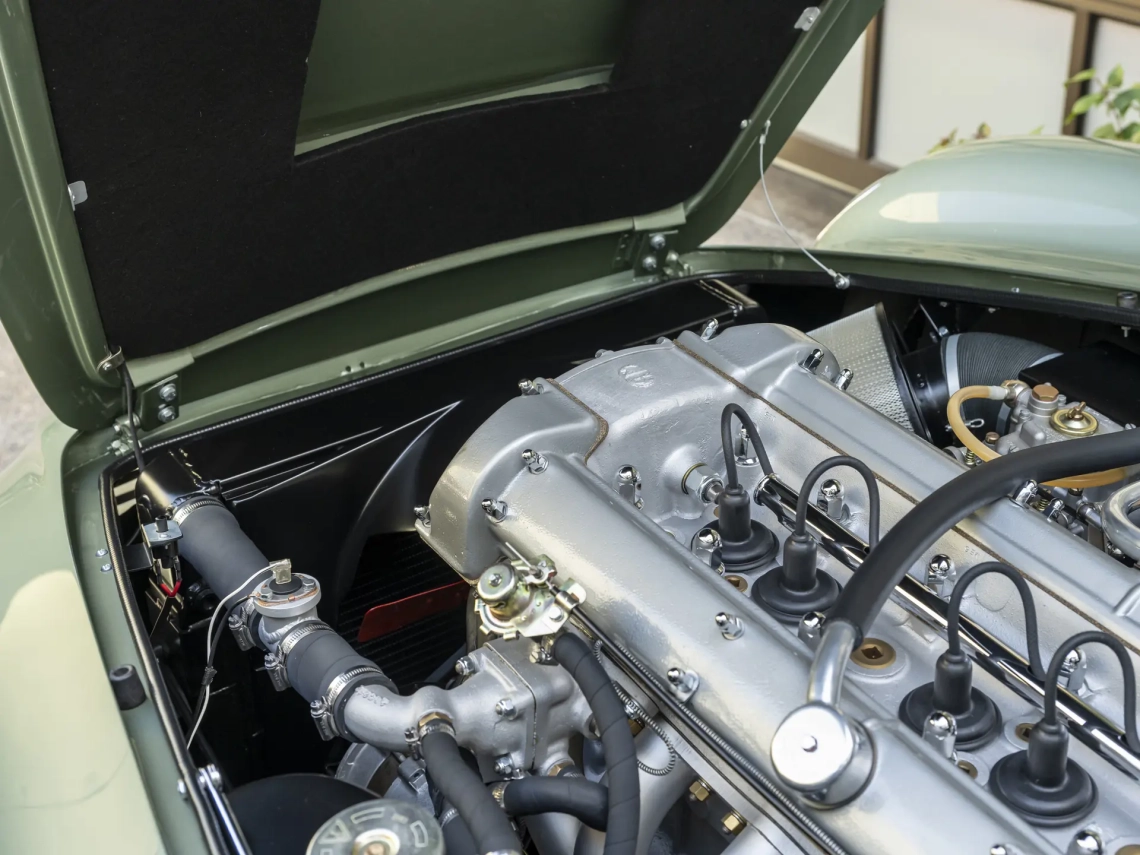 Aston Martin DB6 Mk 2 Vantage - 1970-59