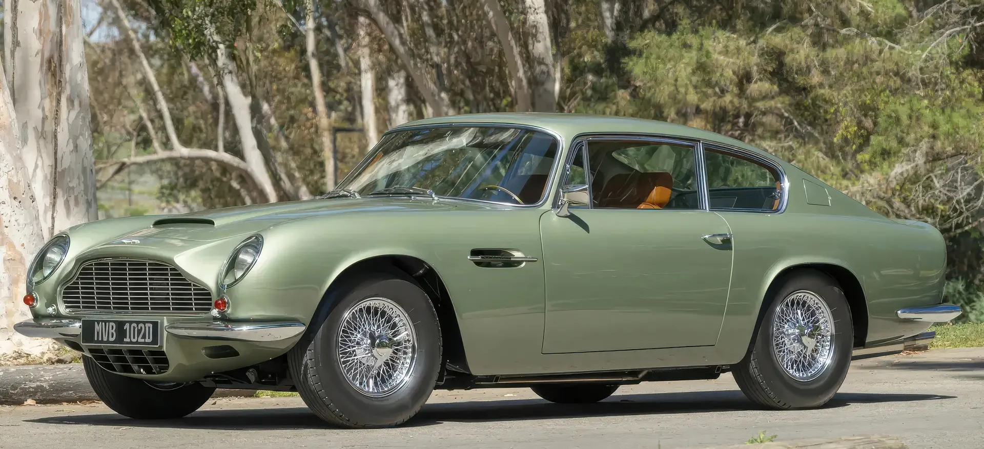 Aston Martin DB6 Mk 2 Vantage - 1970-banner