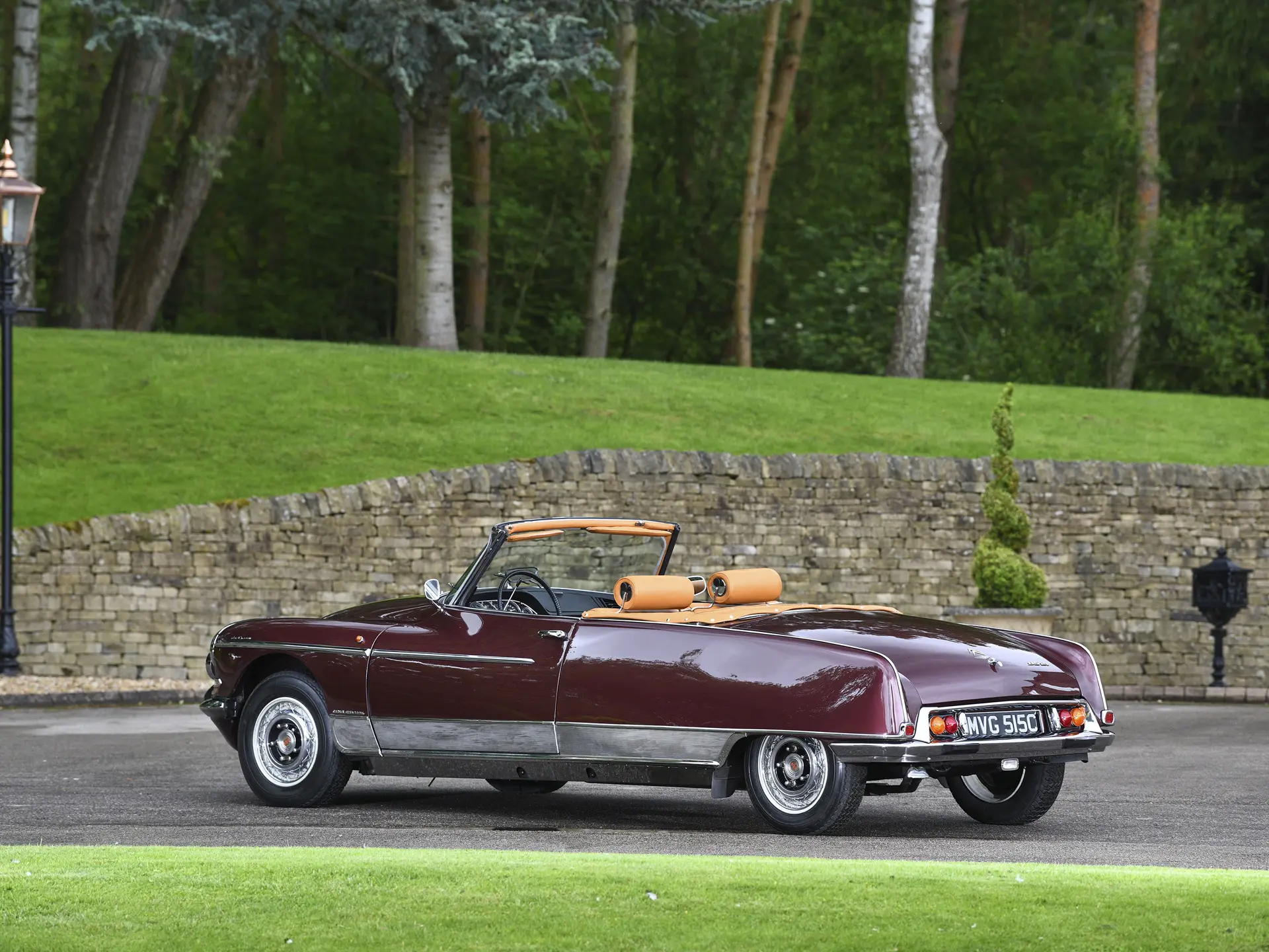 Citroën DS 21 Le Caddy (Chapron) - 1965-35