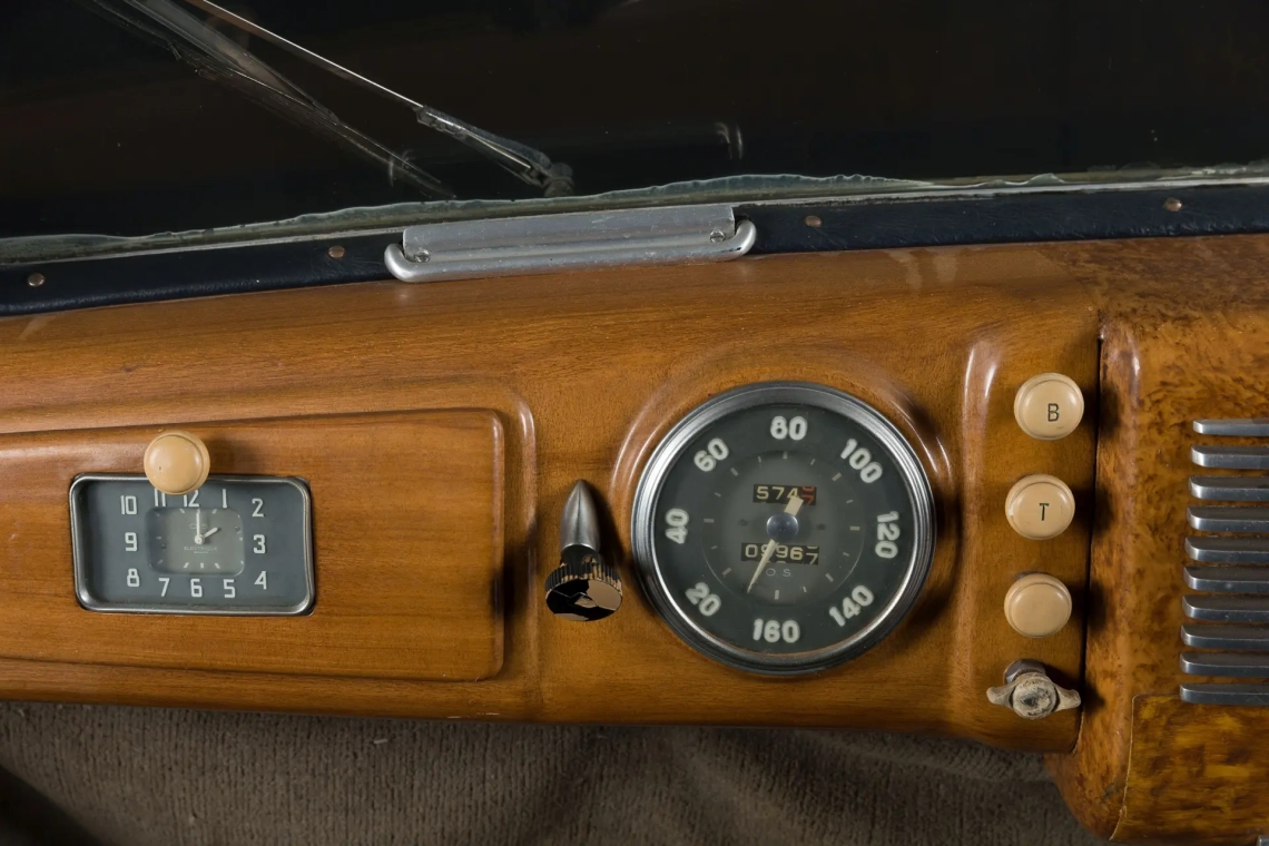 Delage D6 3L limousine (Guilloré) - 1952-10