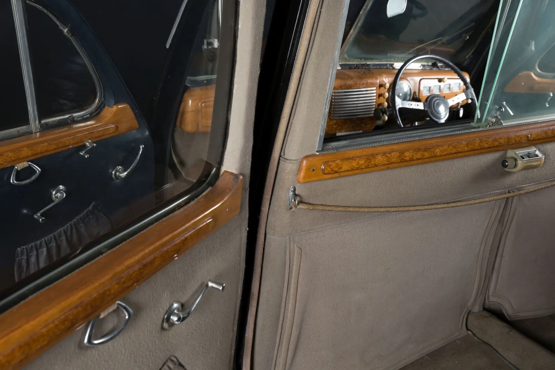 Delage D6 3L limousine (Guilloré) - 1952-12