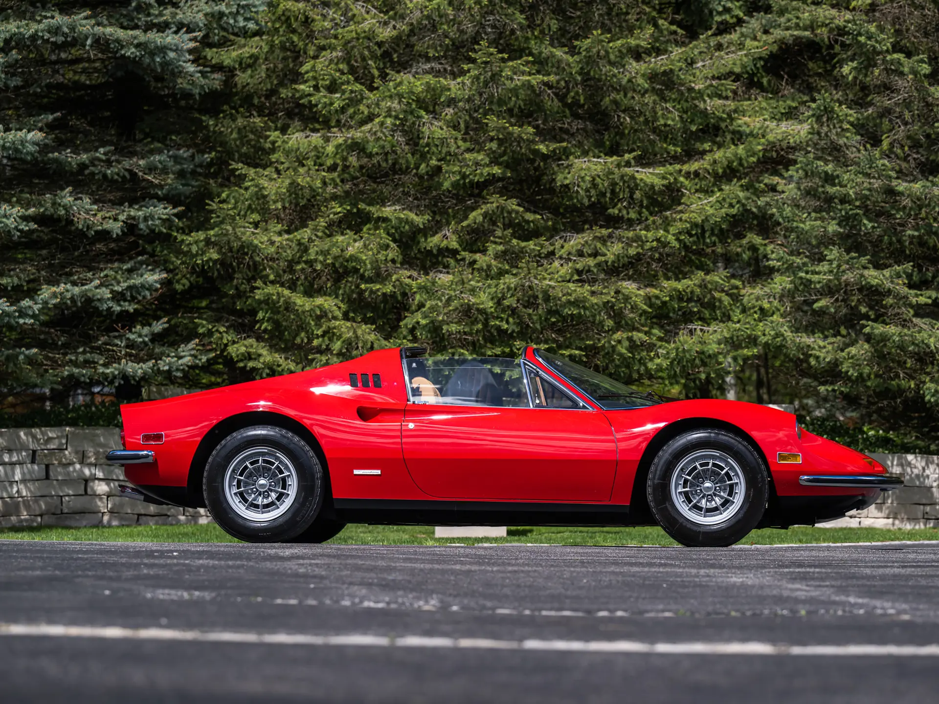 Dino 246 GTS 'Chairs & Flares' (Scaglietti) - 1973-05