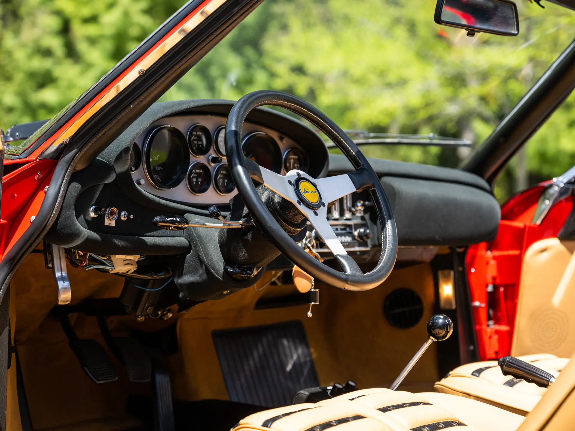 Dino 246 GTS 'Chairs & Flares' (Scaglietti) - 1973-11