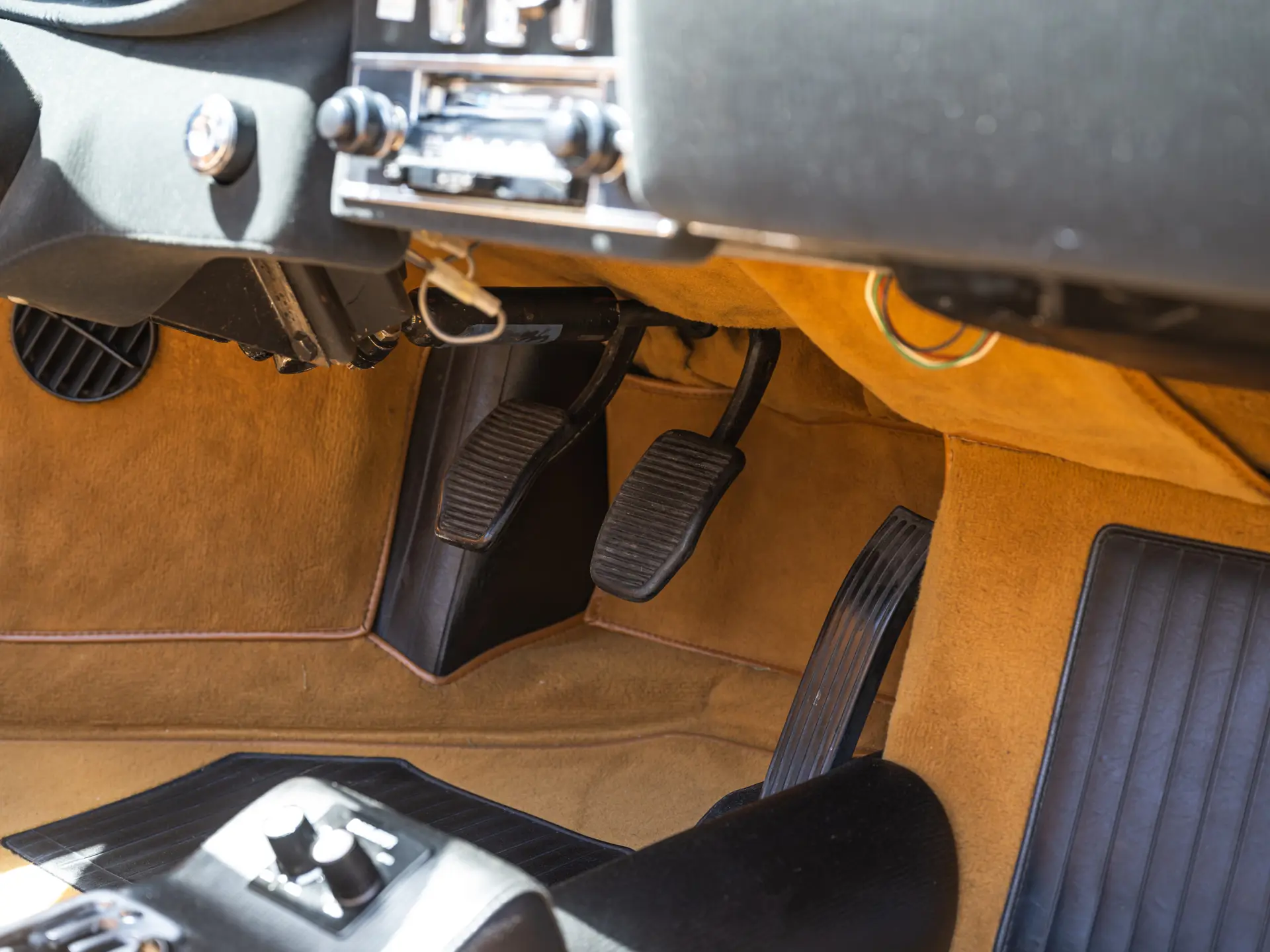 Dino 246 GTS 'Chairs & Flares' (Scaglietti) - 1973-19