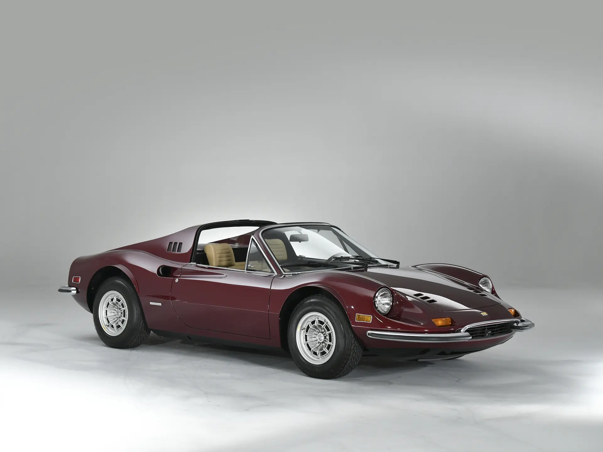 Dino 246 GTS 'Chairs & Flares' (Scaglietti) - 1974-01