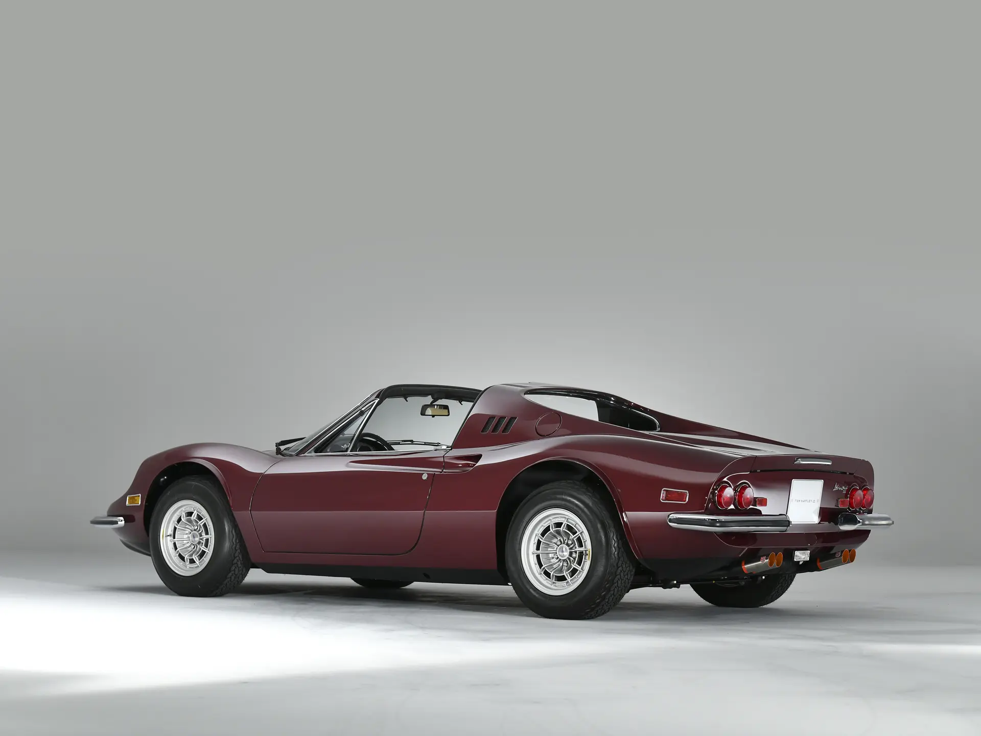 Dino 246 GTS 'Chairs & Flares' (Scaglietti) - 1974-12