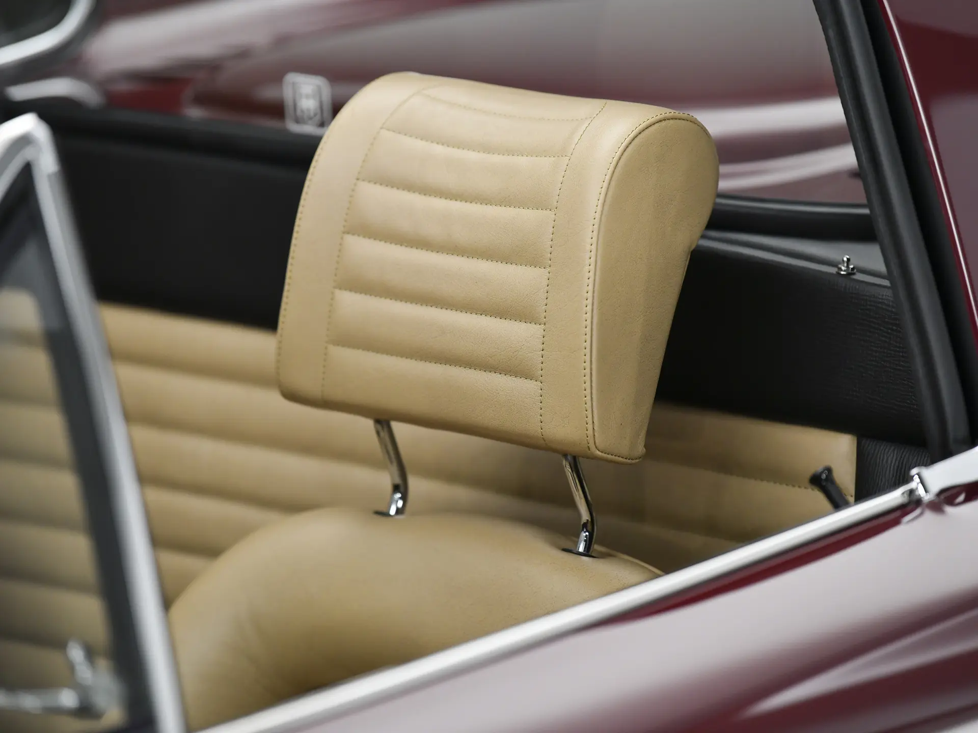 Dino 246 GTS 'Chairs & Flares' (Scaglietti) - 1974-25