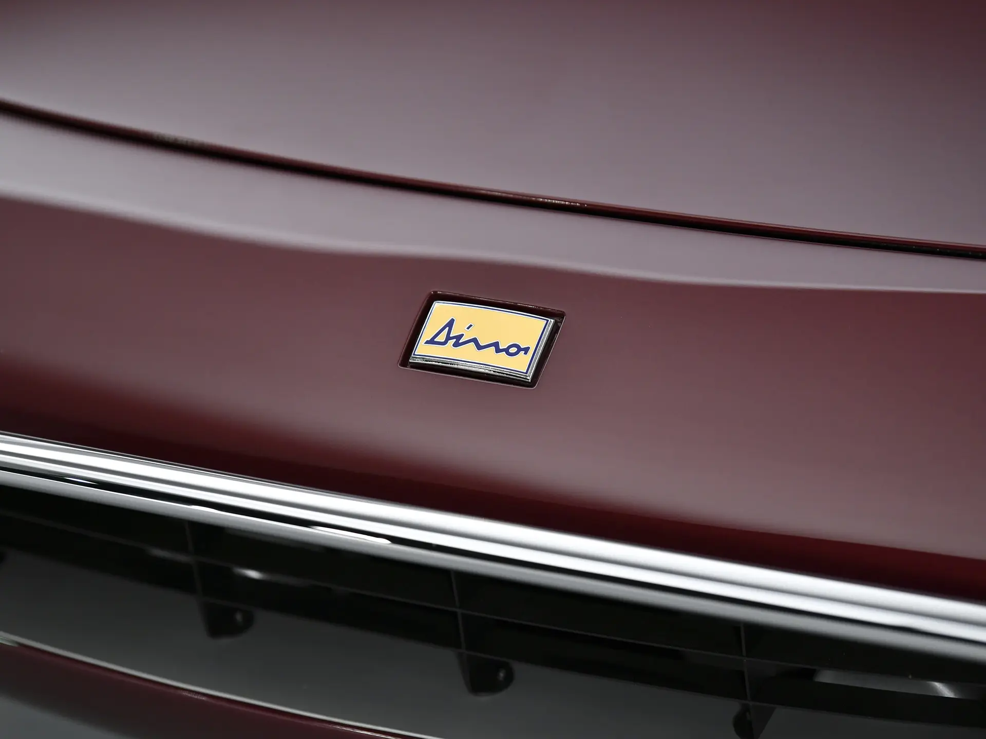 Dino 246 GTS 'Chairs & Flares' (Scaglietti) - 1974-67