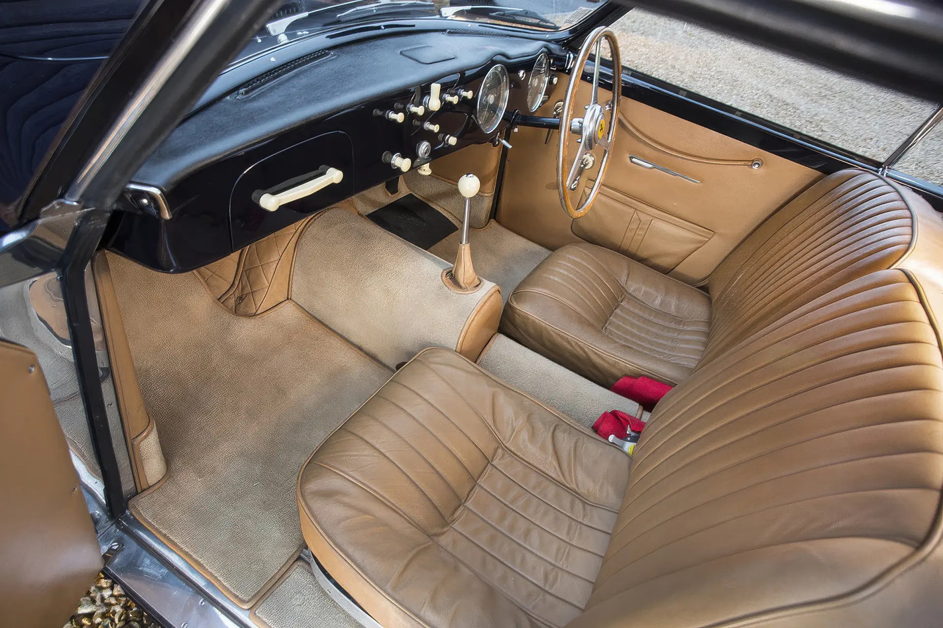 Ferrari 212 Inter (Ghia-Aigle) - 1951 - 07