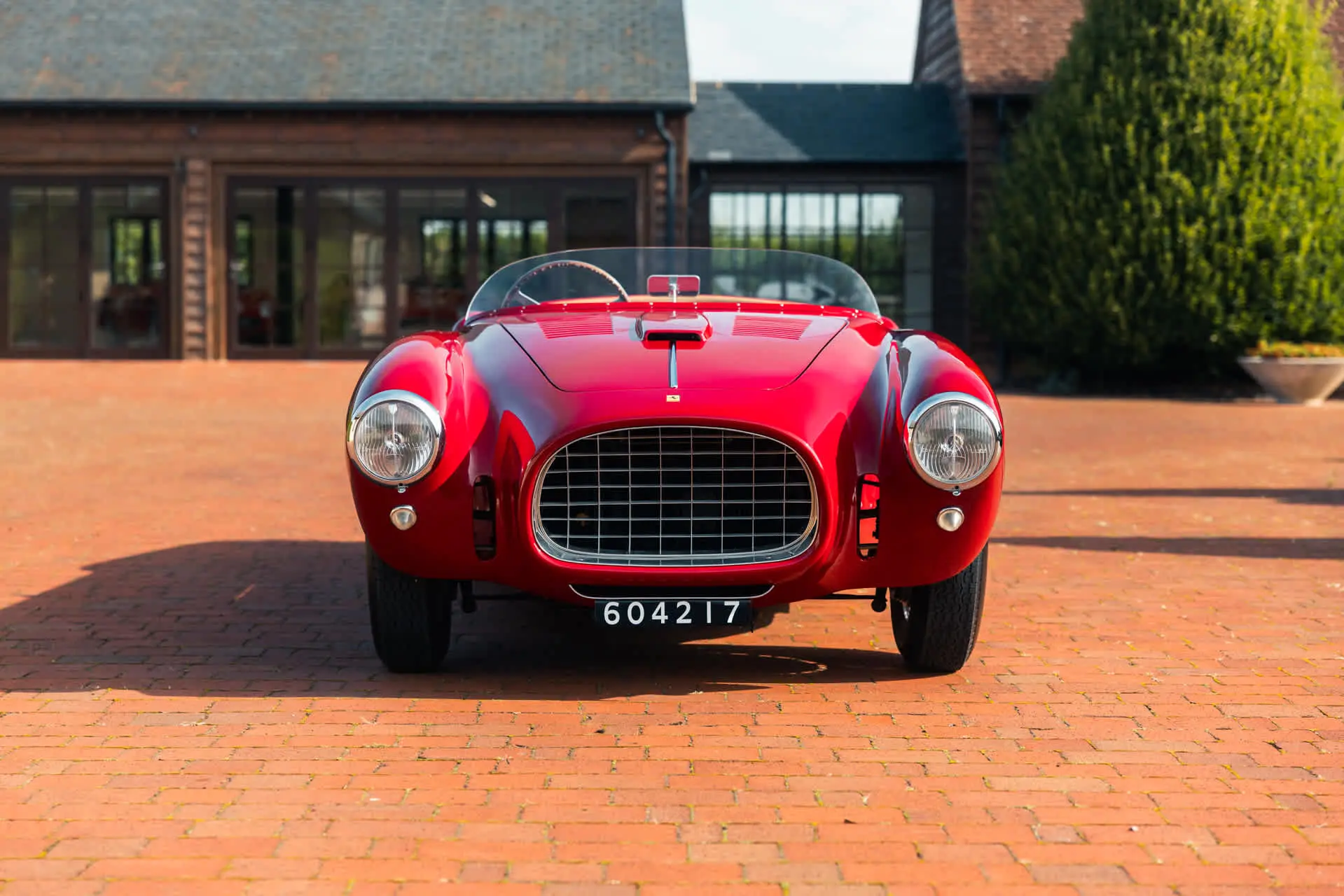 Ferrari 225 Sport Spyder (Vignale) - 1952-05