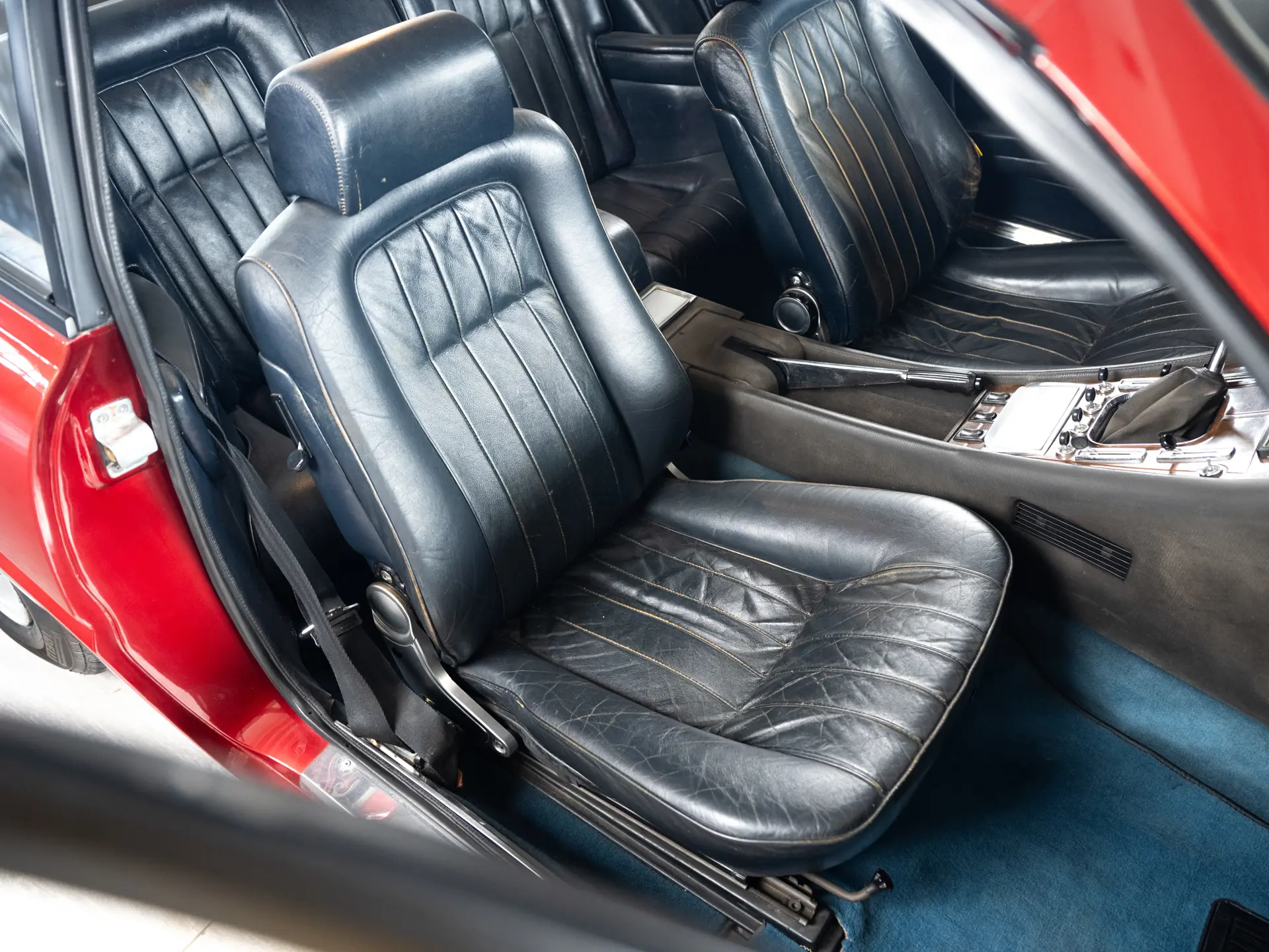 Ferrari 365 GT4 2+2 (Pinifarina) - 1973-16