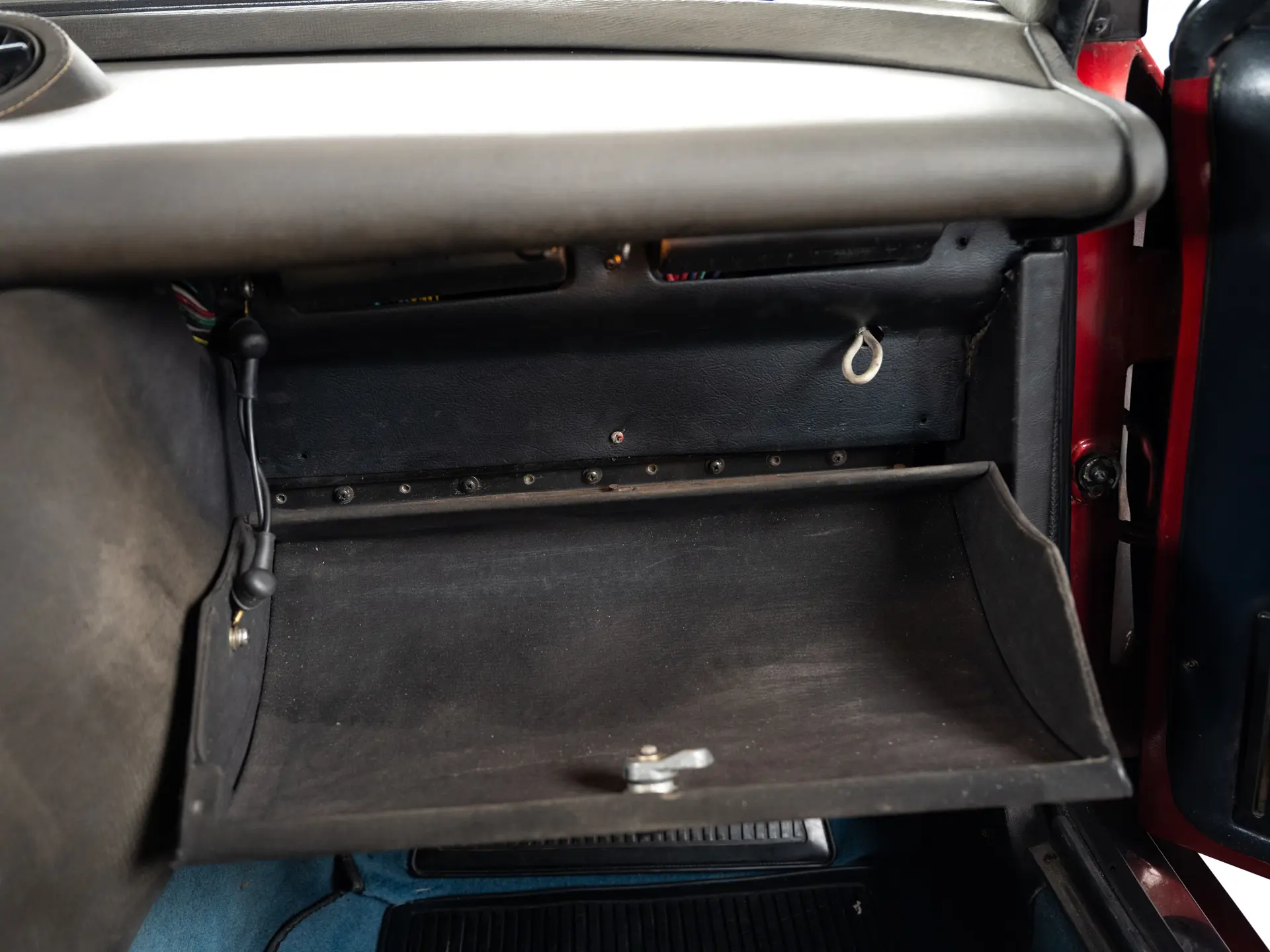 Ferrari 365 GT4 2+2 (Pinifarina) - 1973-25