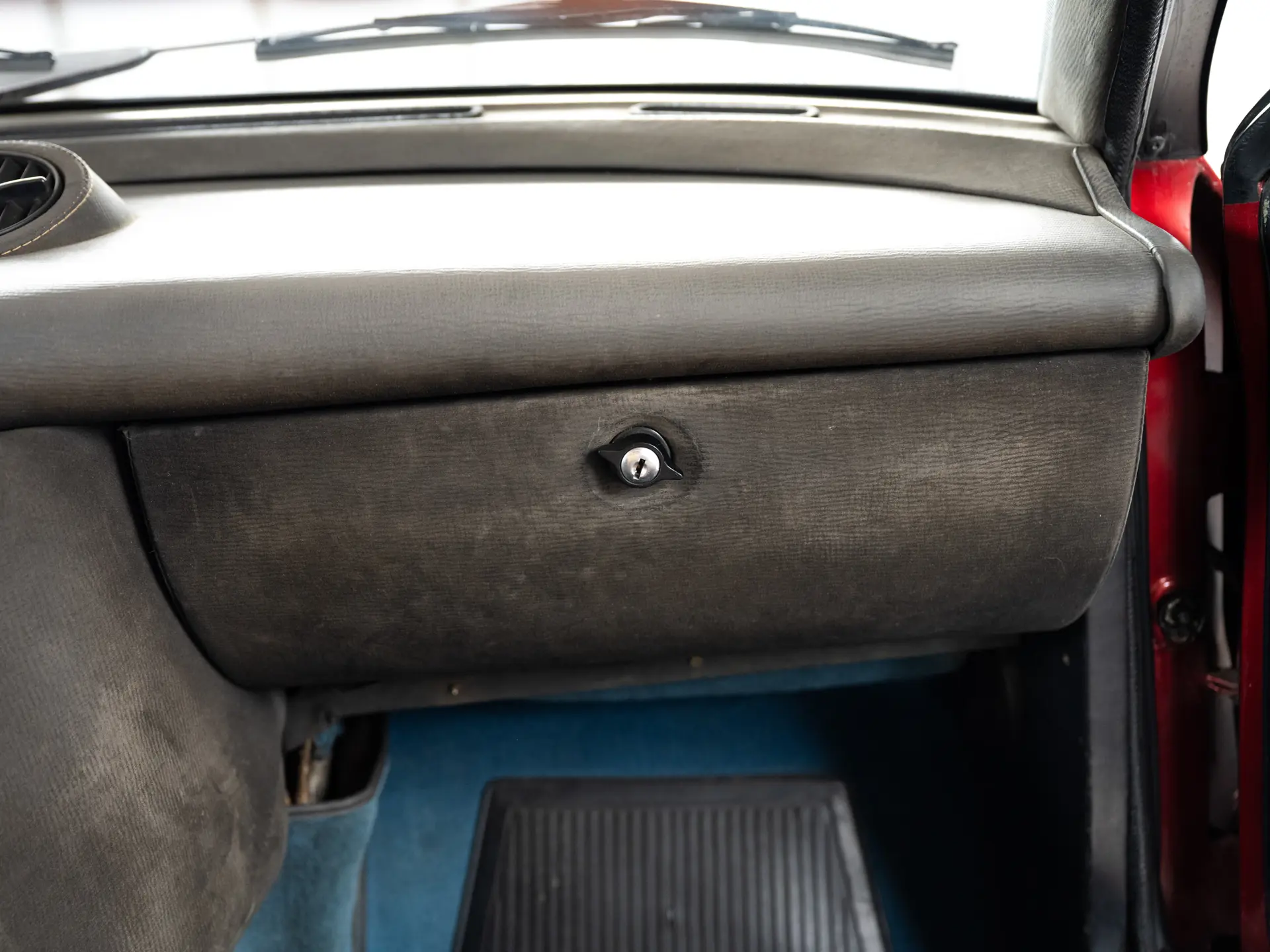 Ferrari 365 GT4 2+2 (Pinifarina) - 1973-26