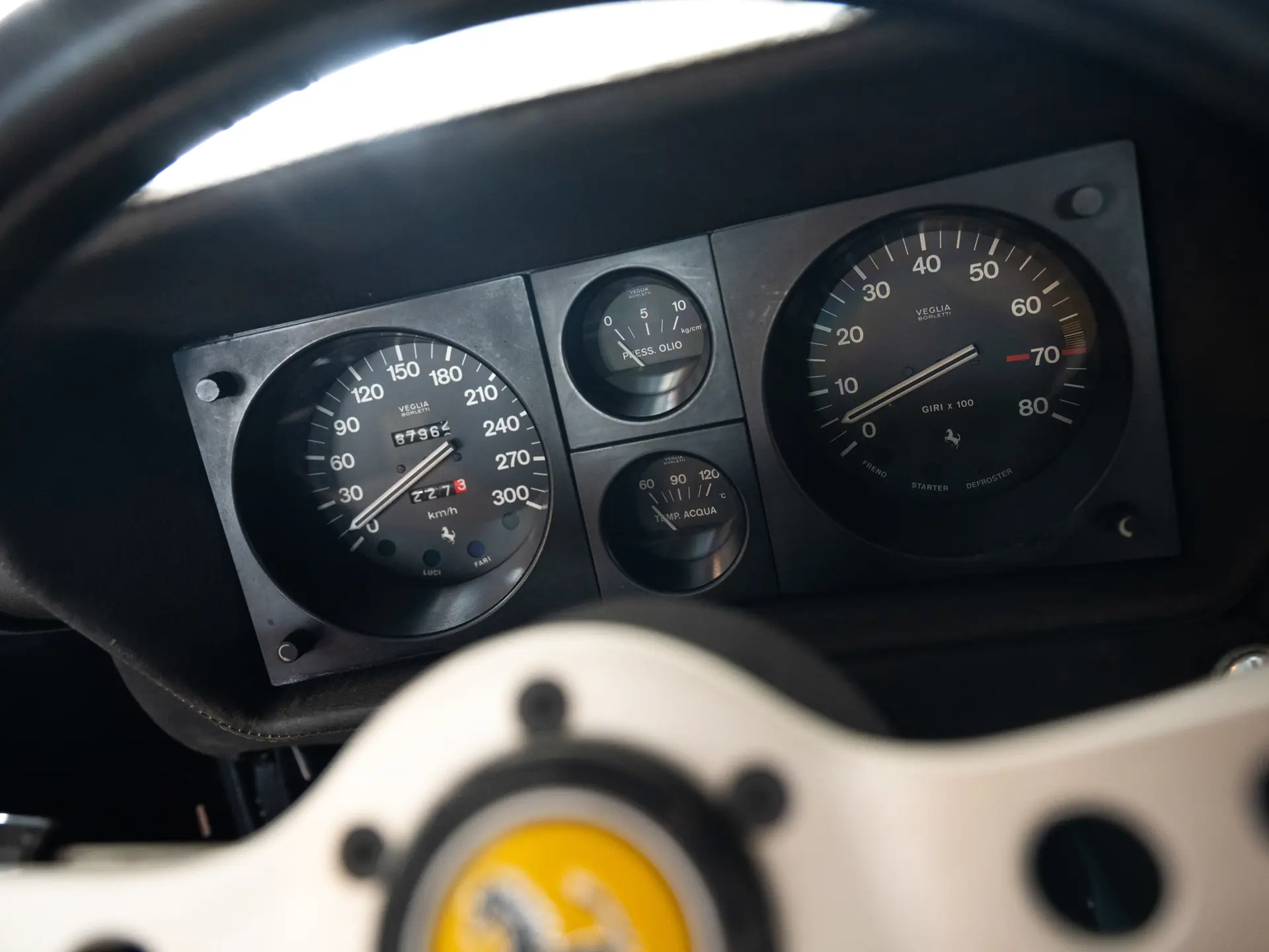 Ferrari 365 GT4 2+2 (Pinifarina) - 1973-31