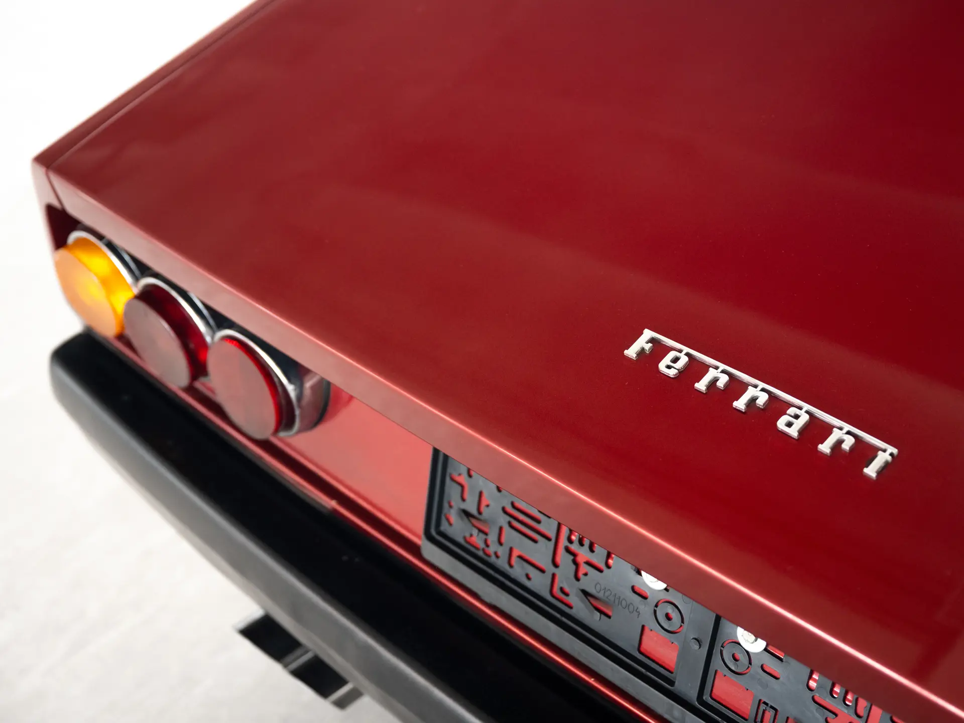 Ferrari 365 GT4 2+2 (Pinifarina) - 1973-37