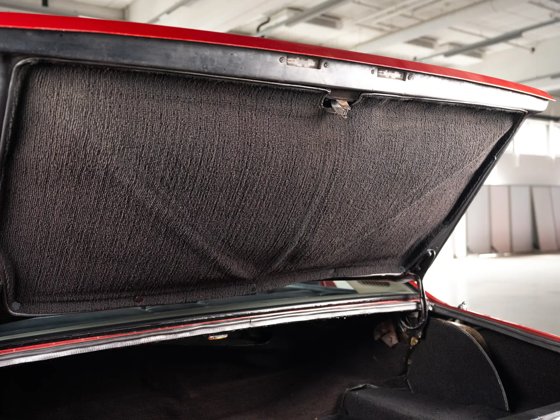 Ferrari 365 GT4 2+2 (Pinifarina) - 1973-42