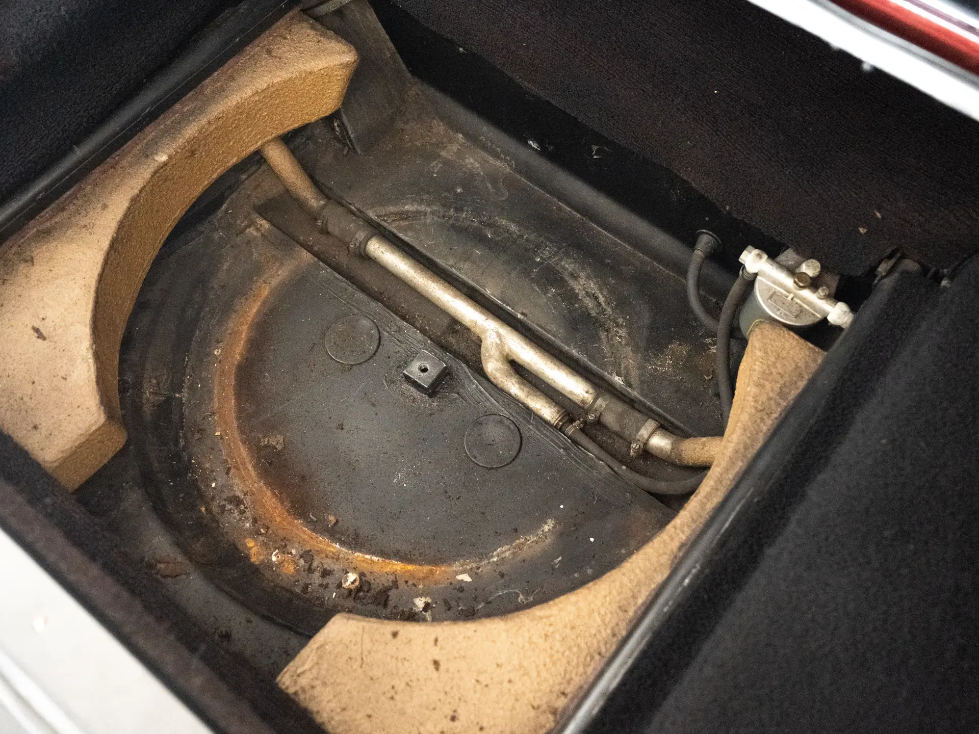 Ferrari 365 GT4 2+2 (Pinifarina) - 1973-45