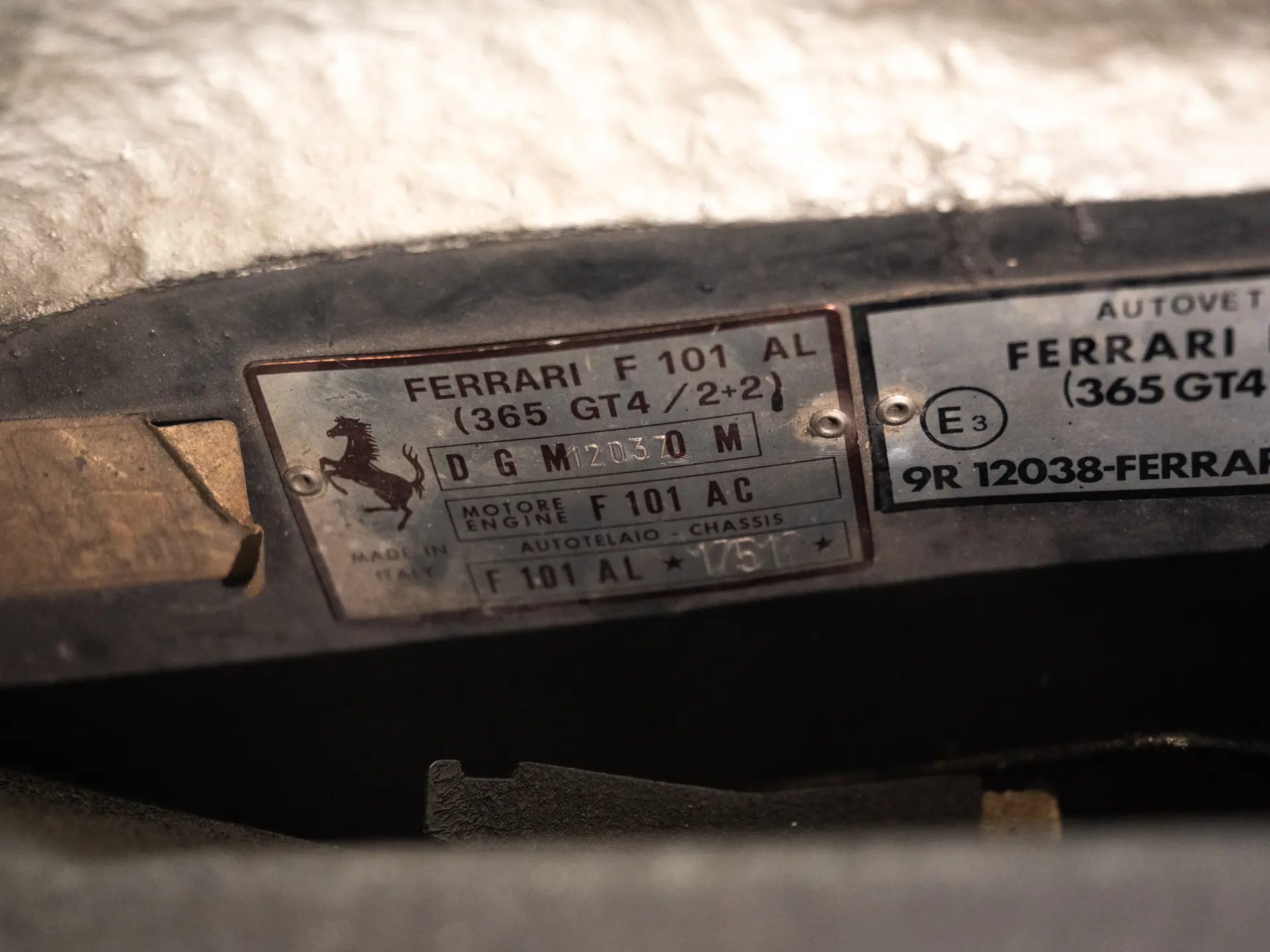 Ferrari 365 GT4 2+2 (Pinifarina) - 1973-54