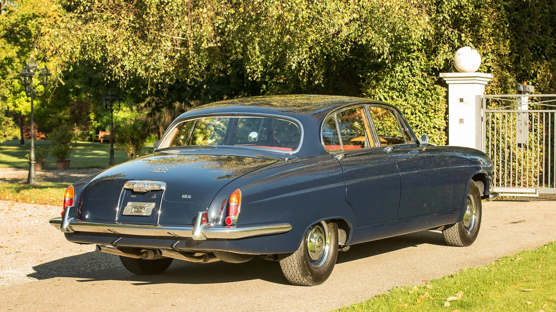 Jaguar Mark X 3.8-Litre Saloon - 1962- 12
